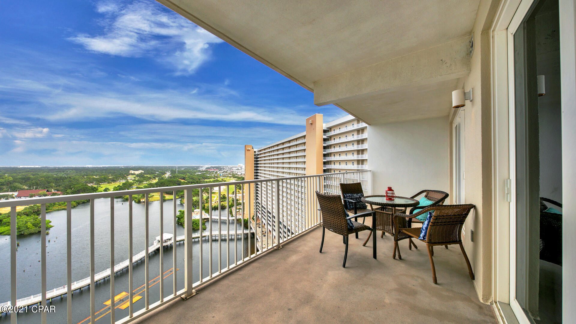 Laketown Wharf - Residential