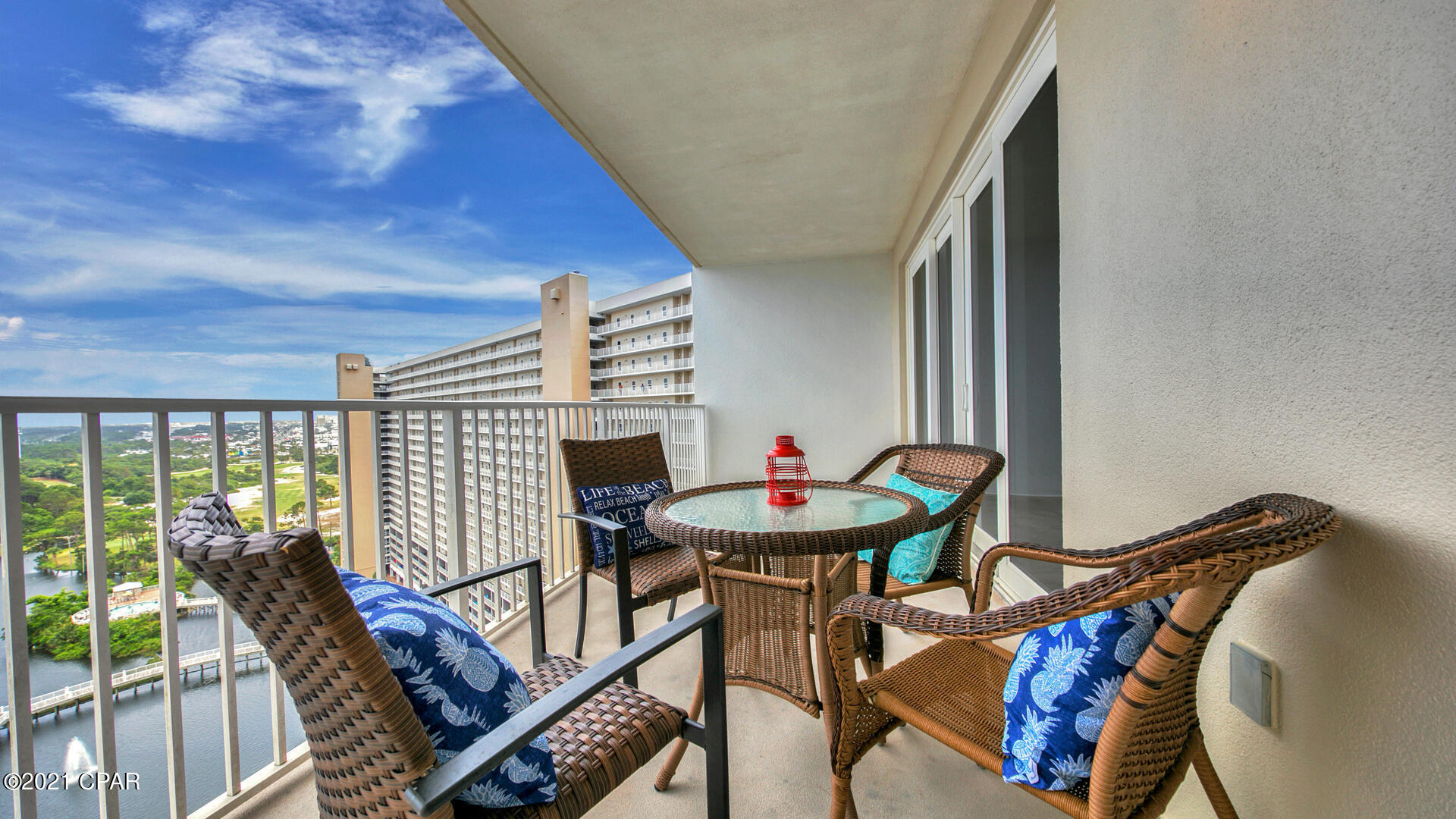 Laketown Wharf - Residential