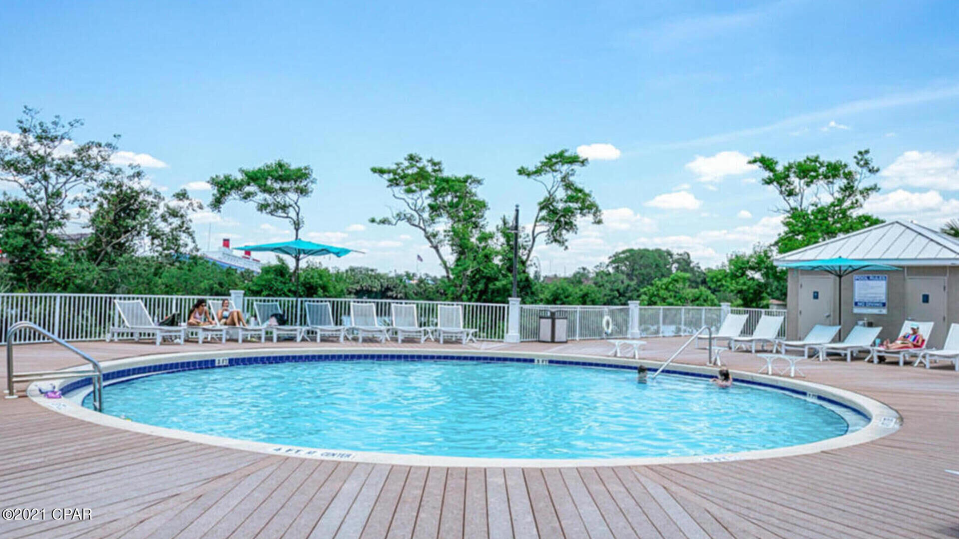 Laketown Wharf - Residential