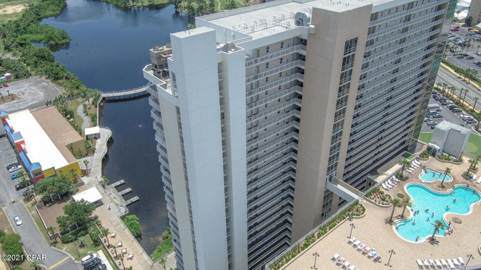 Laketown Wharf - Residential