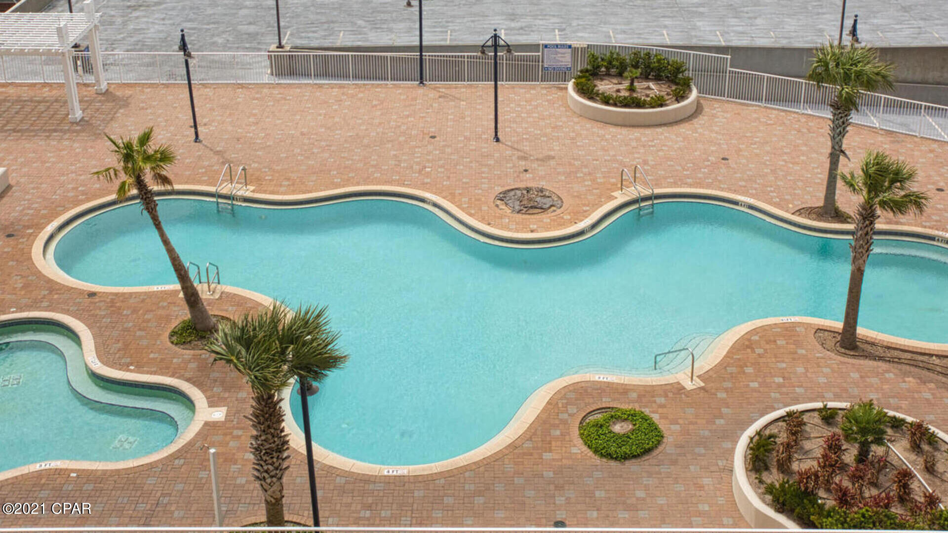 Laketown Wharf - Residential