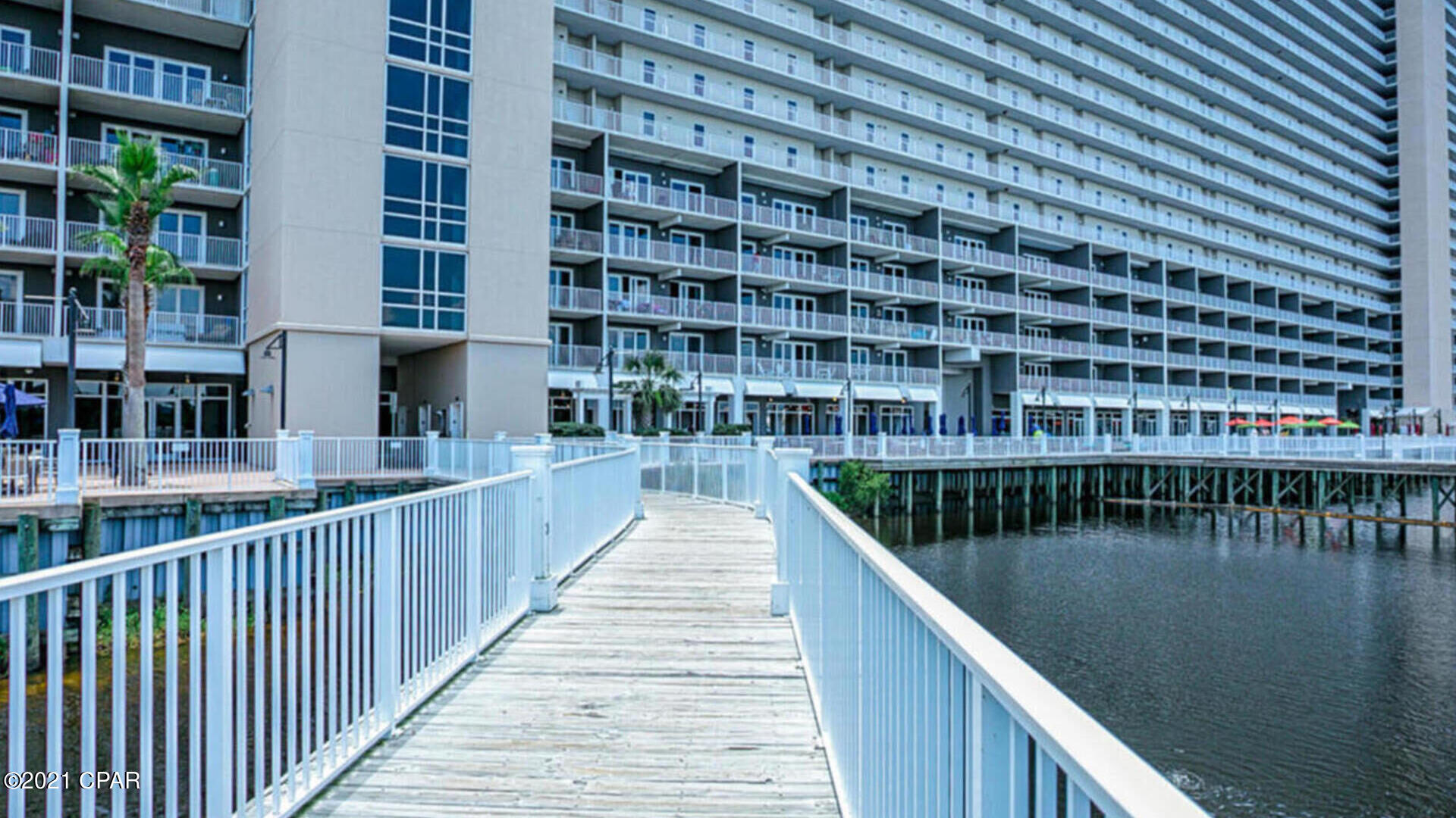 Laketown Wharf - Residential