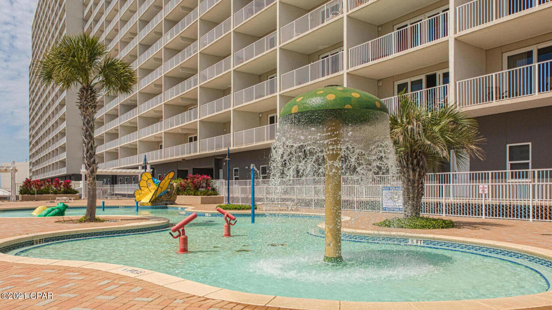 Laketown Wharf - Residential