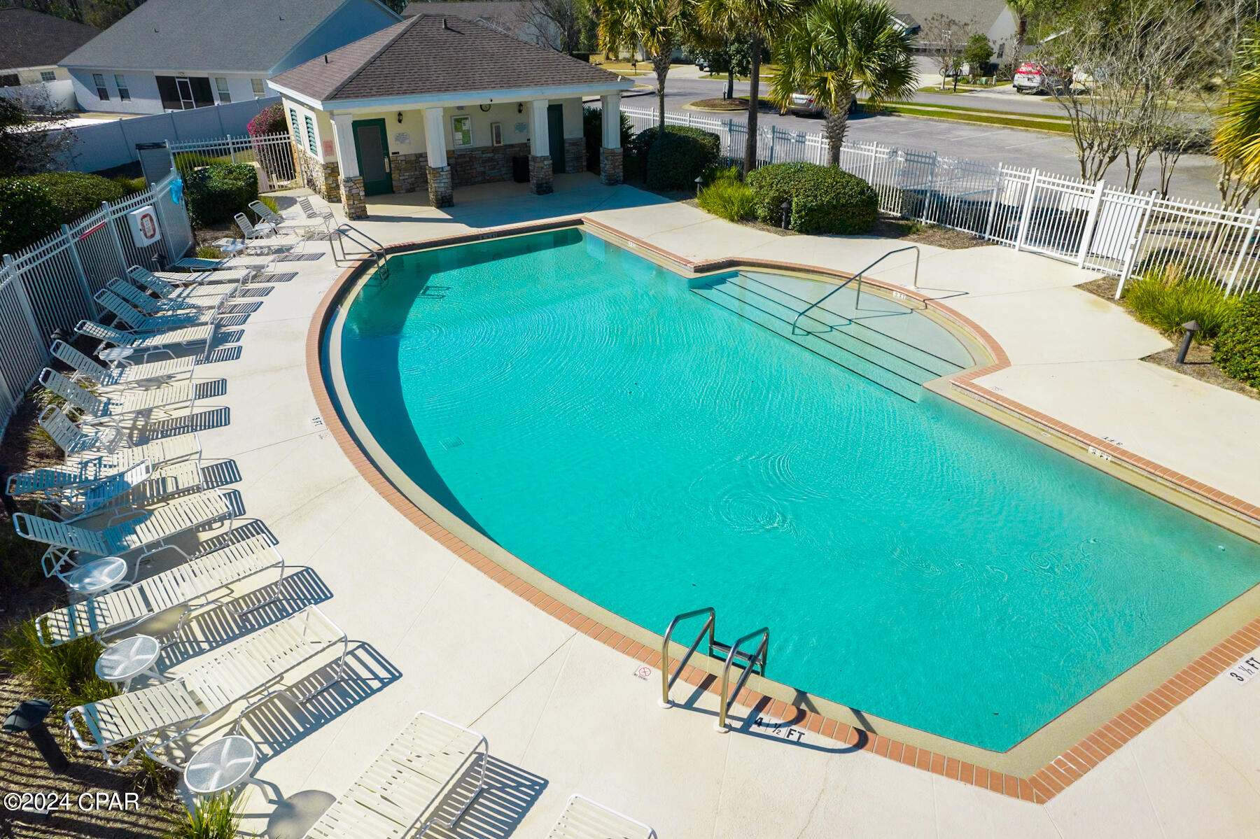 Hammocks - Residential Lease