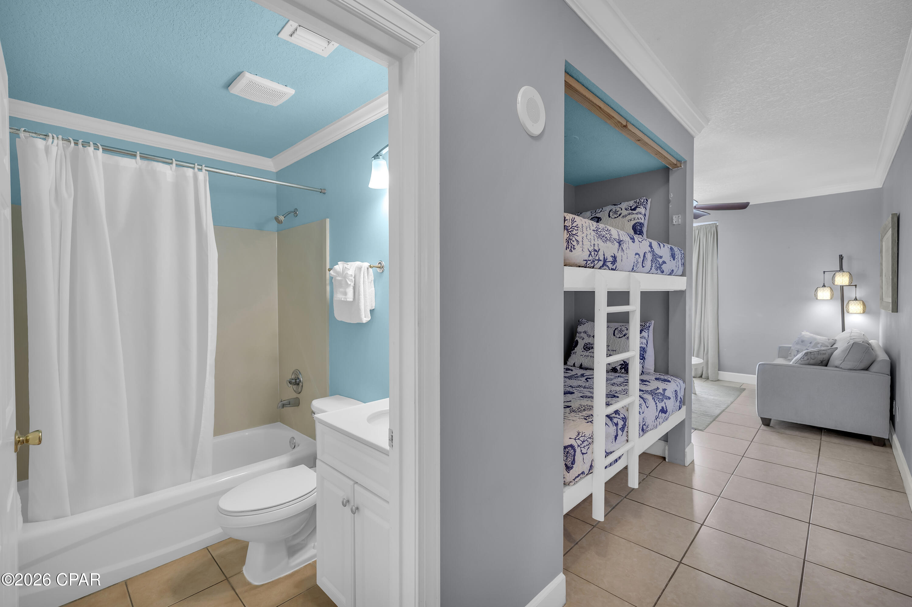 Twin Palms Resort - Residential