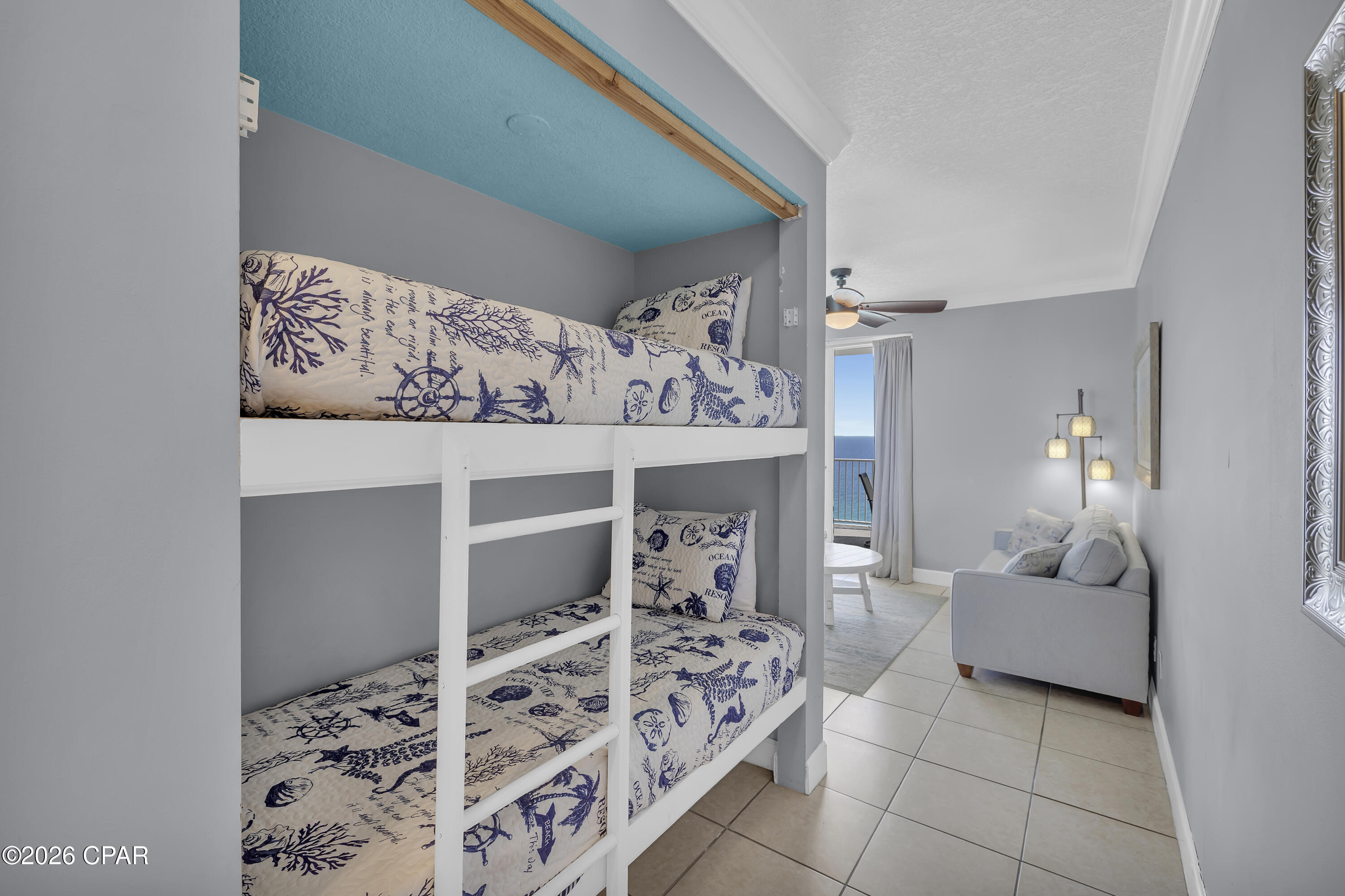 Twin Palms Resort - Residential