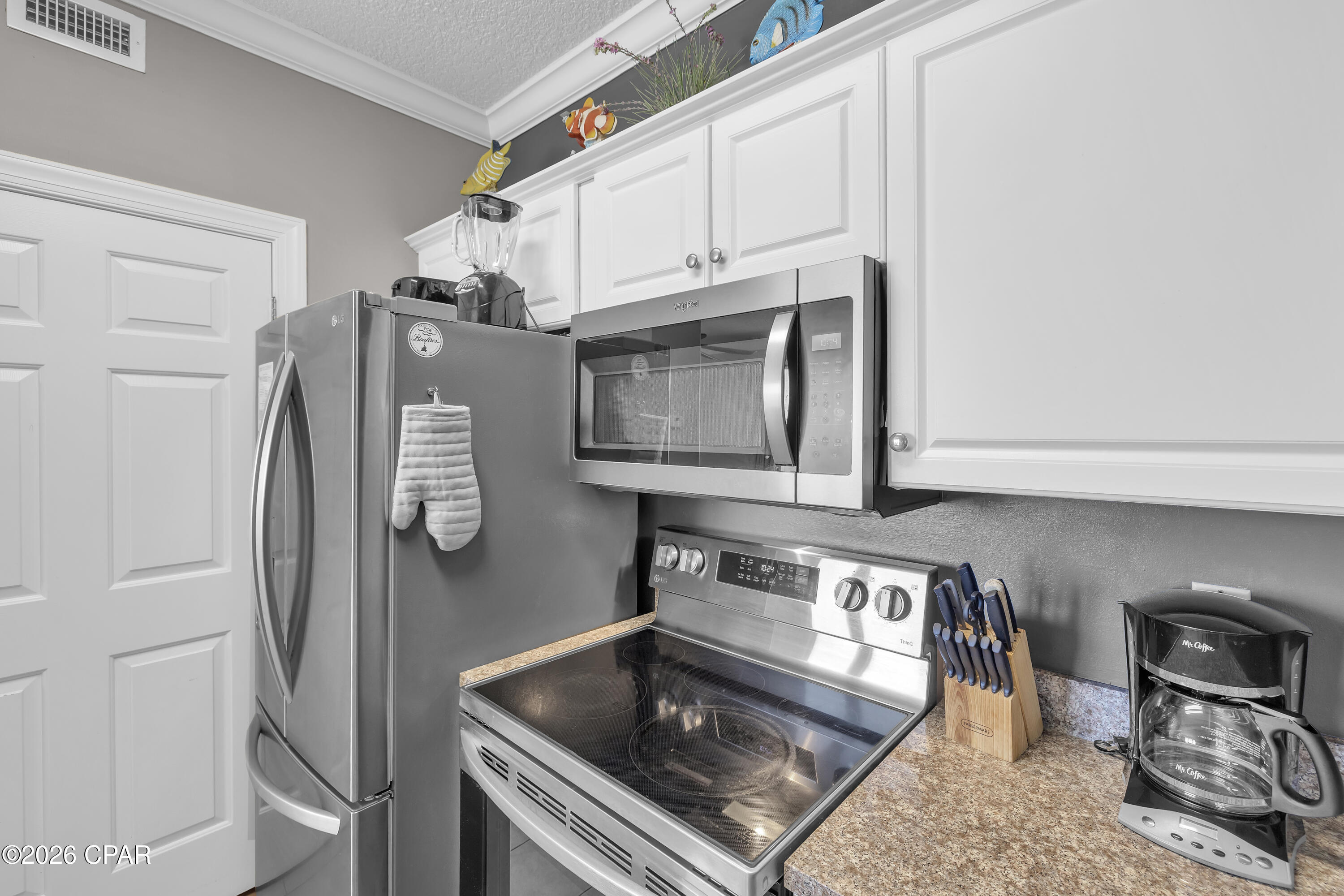 Twin Palms Resort - Residential