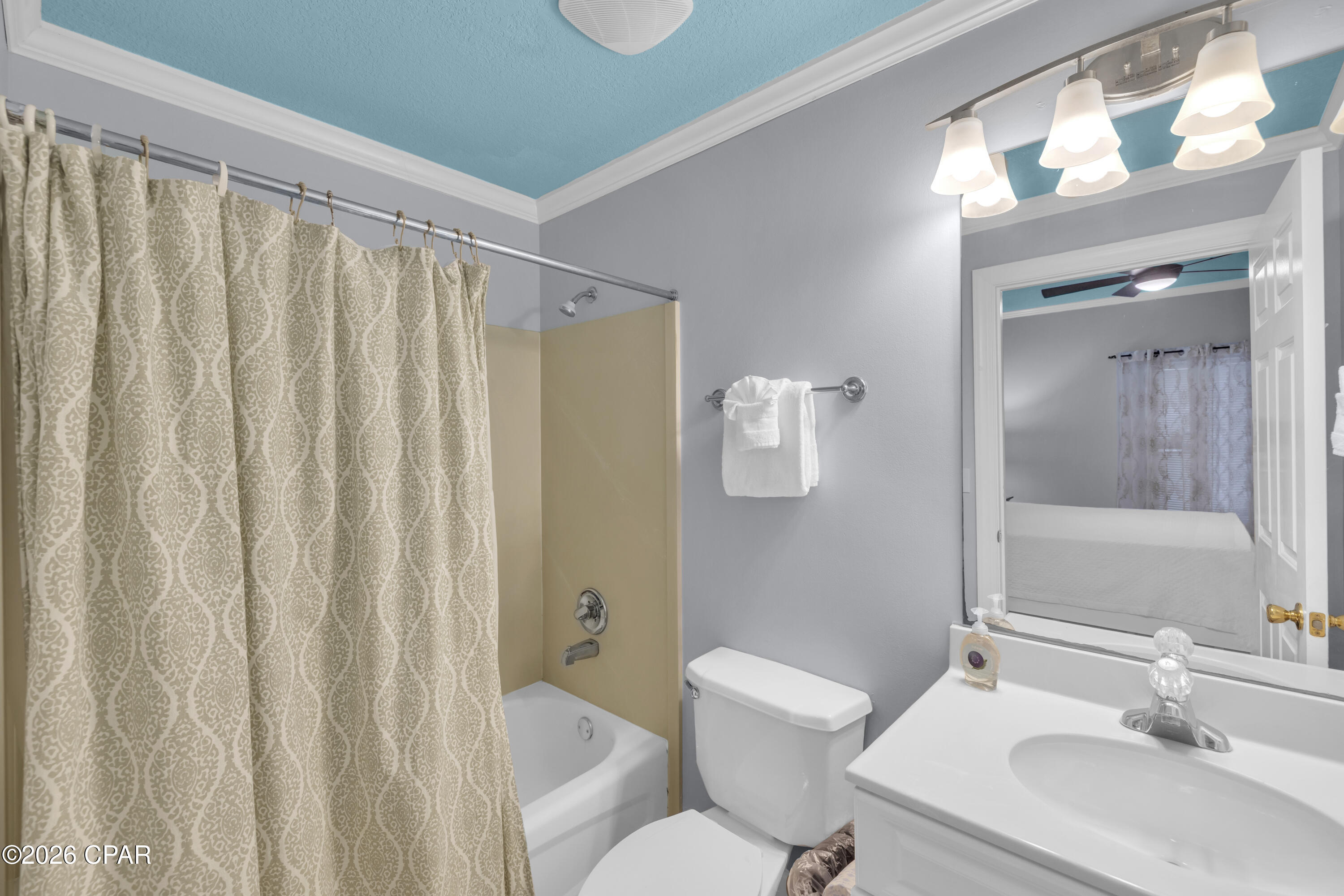 Twin Palms Resort - Residential