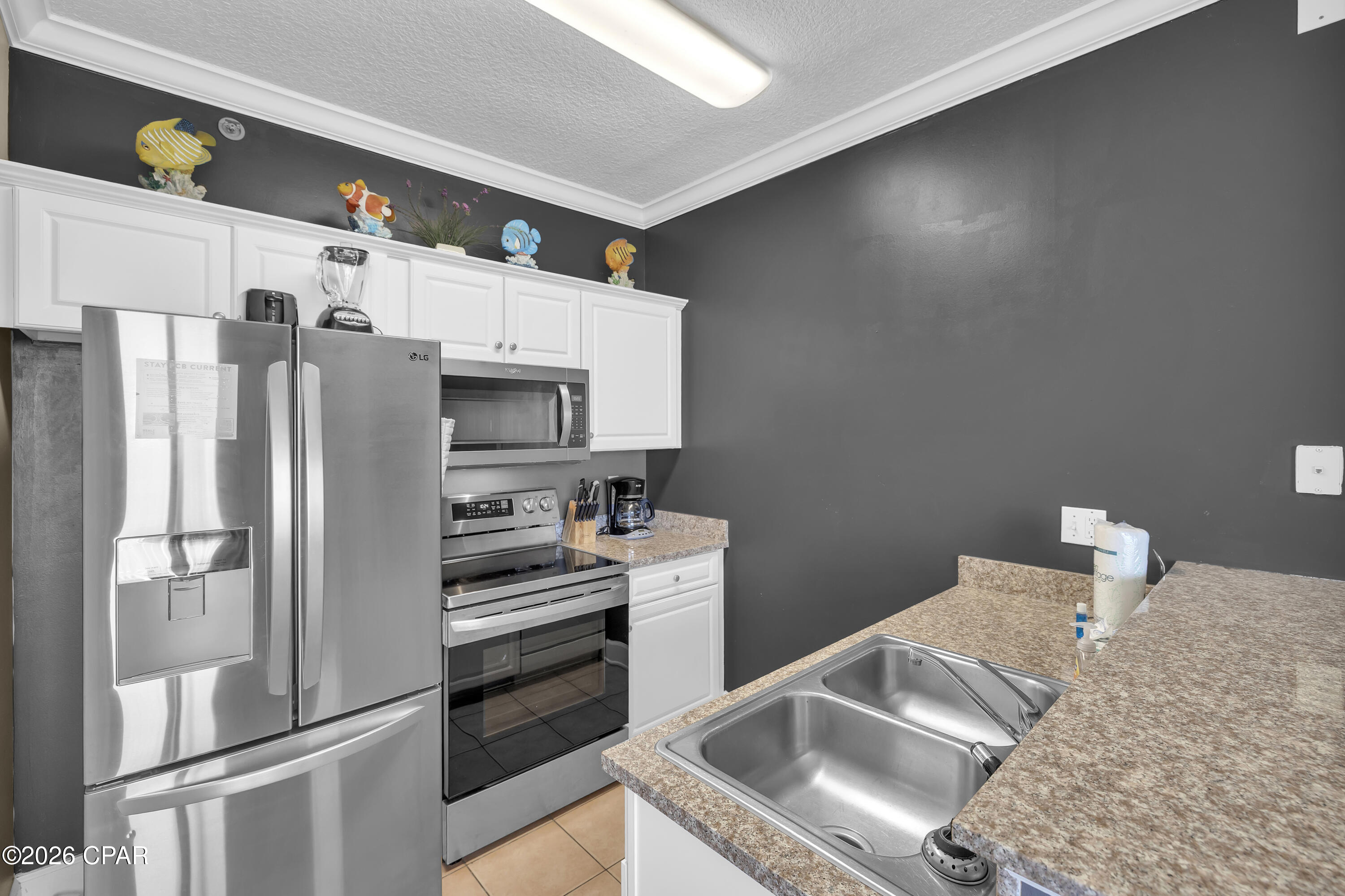 Twin Palms Resort - Residential