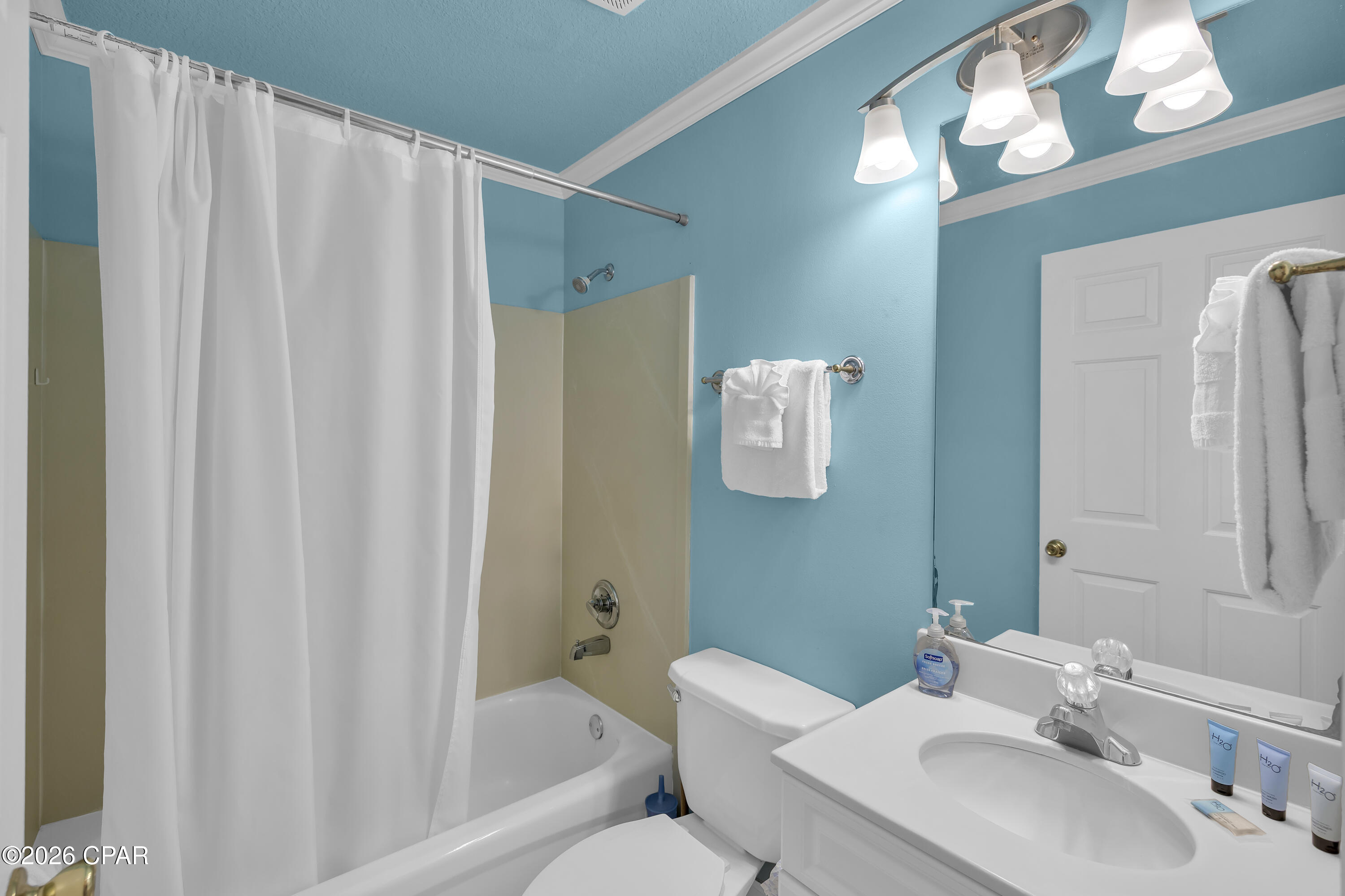 Twin Palms Resort - Residential