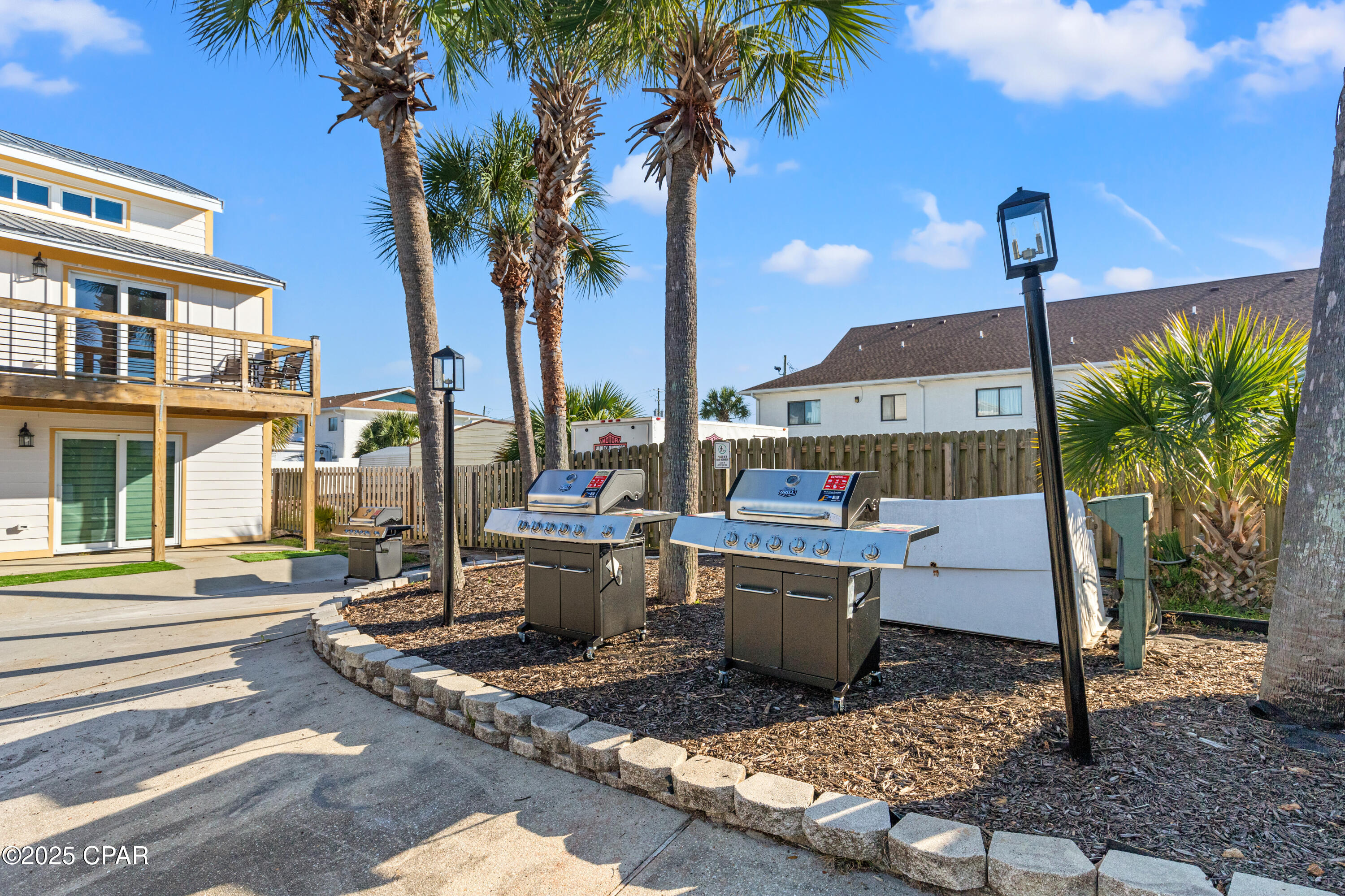 [No Recorded Subdiv] - Residential Lease