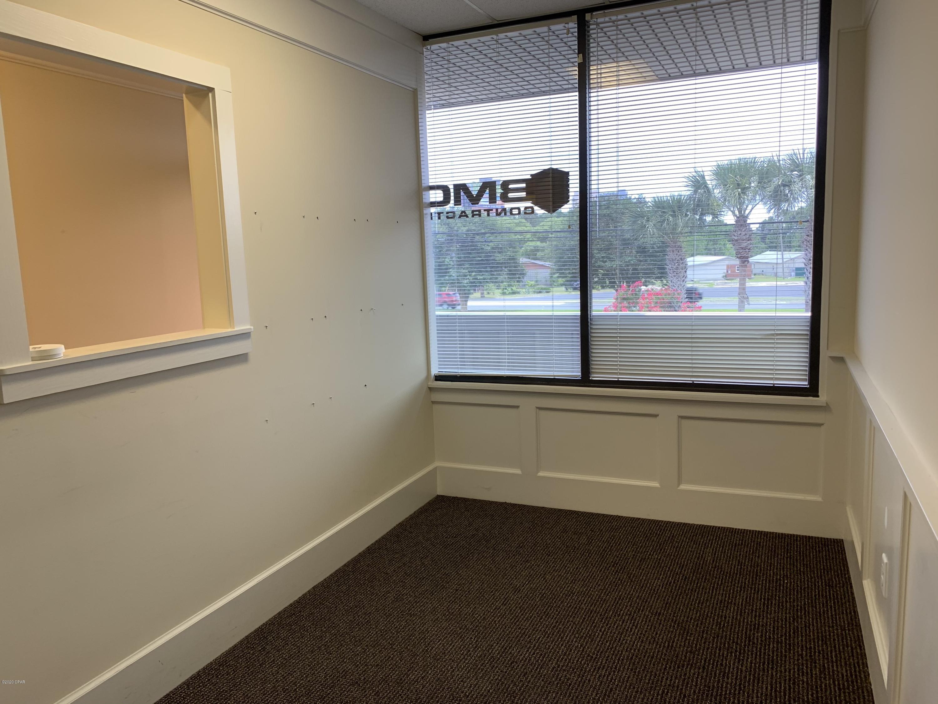 [No Recorded Subdiv] - Commercial Lease
