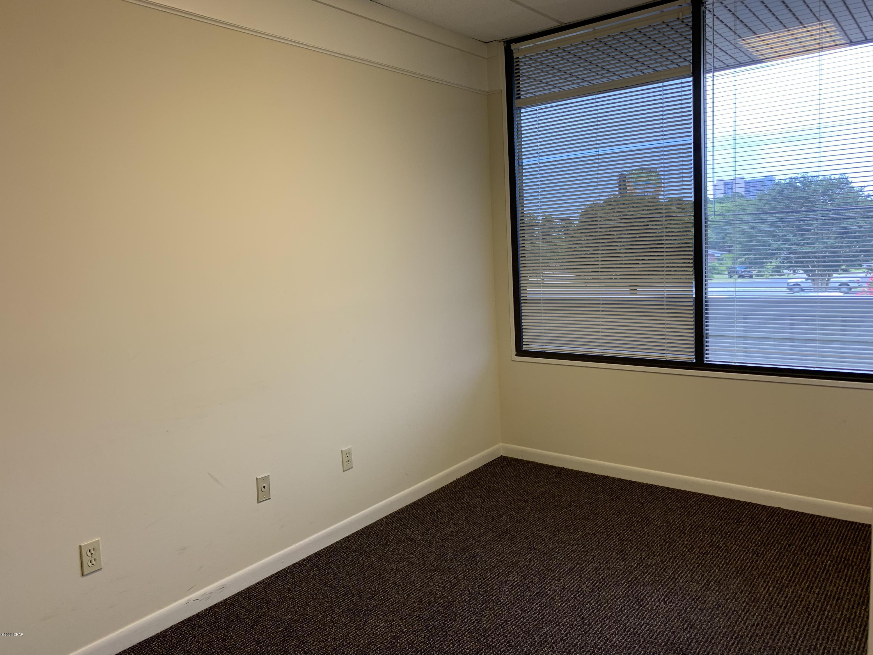 [No Recorded Subdiv] - Commercial Lease
