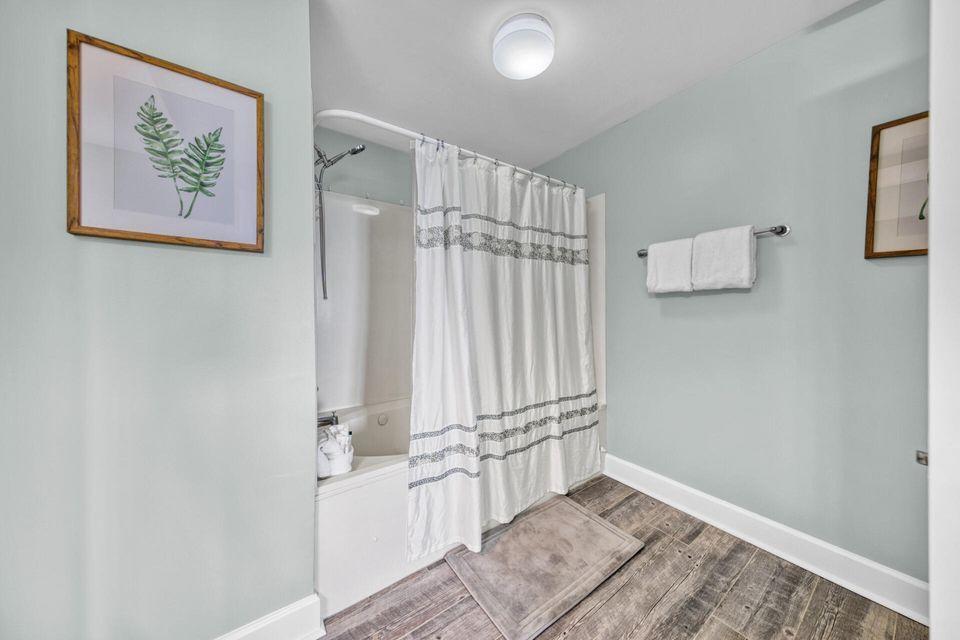 Sunrise Beach - Residential