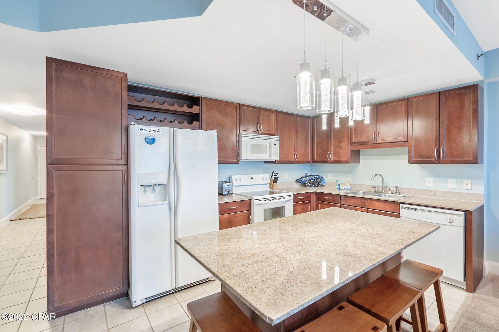 Laketown Wharf - Residential