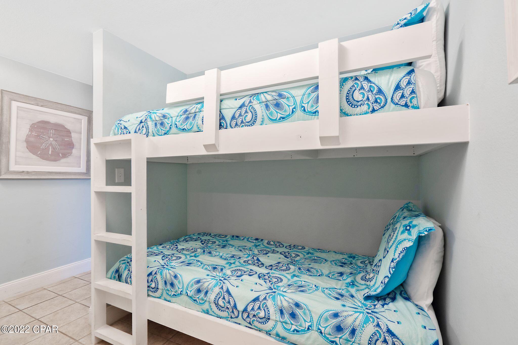 Laketown Wharf - Residential