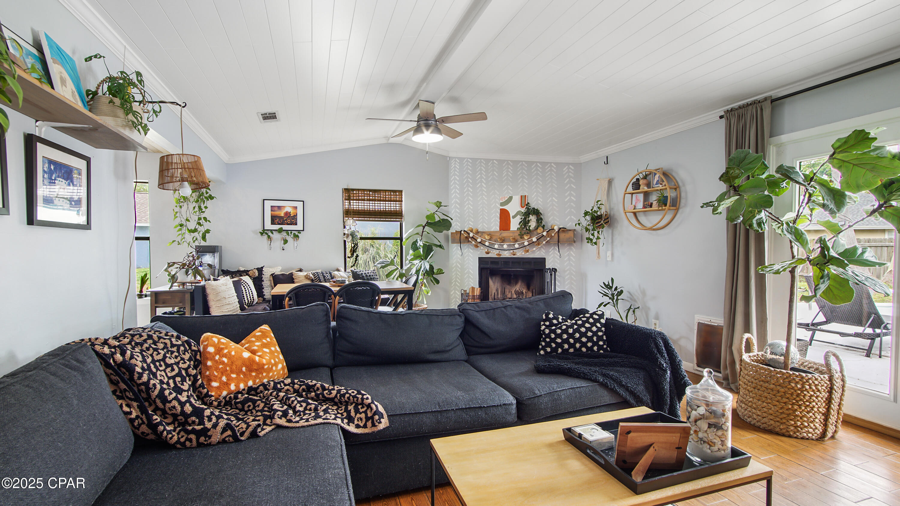 Treasure Palms - Residential