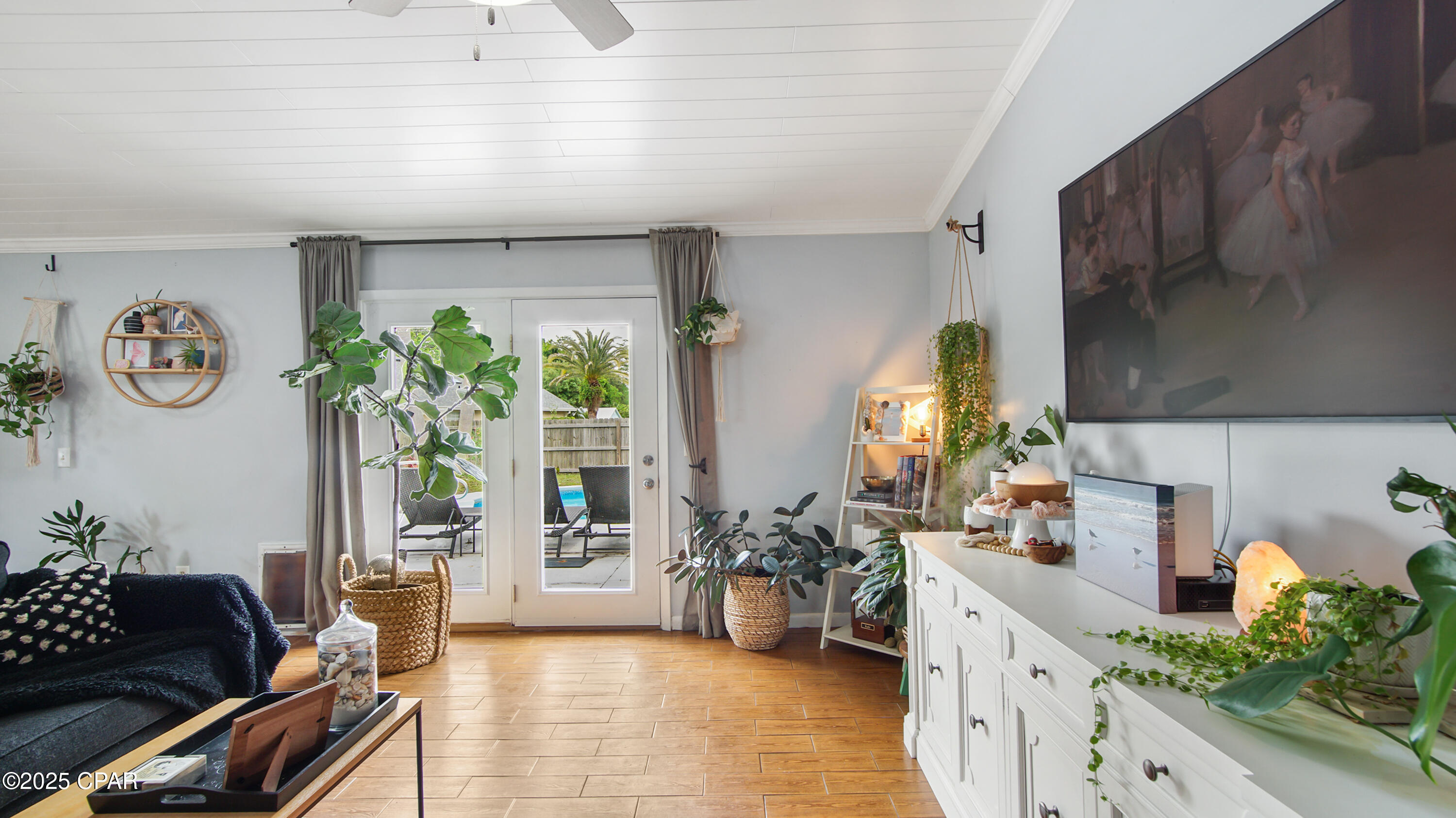 Treasure Palms - Residential