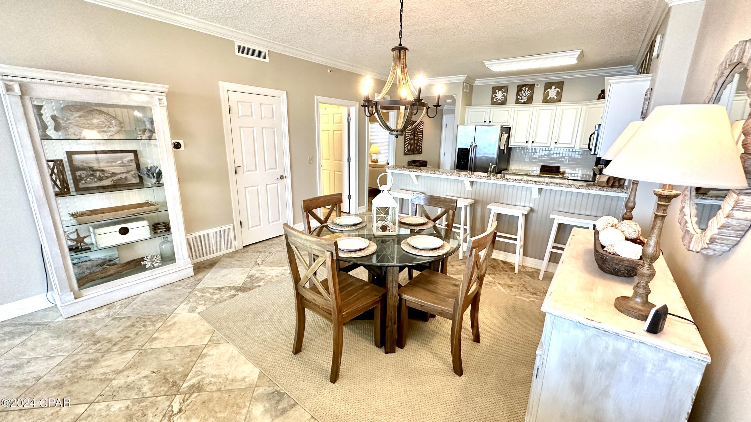 Tropic Winds - Residential