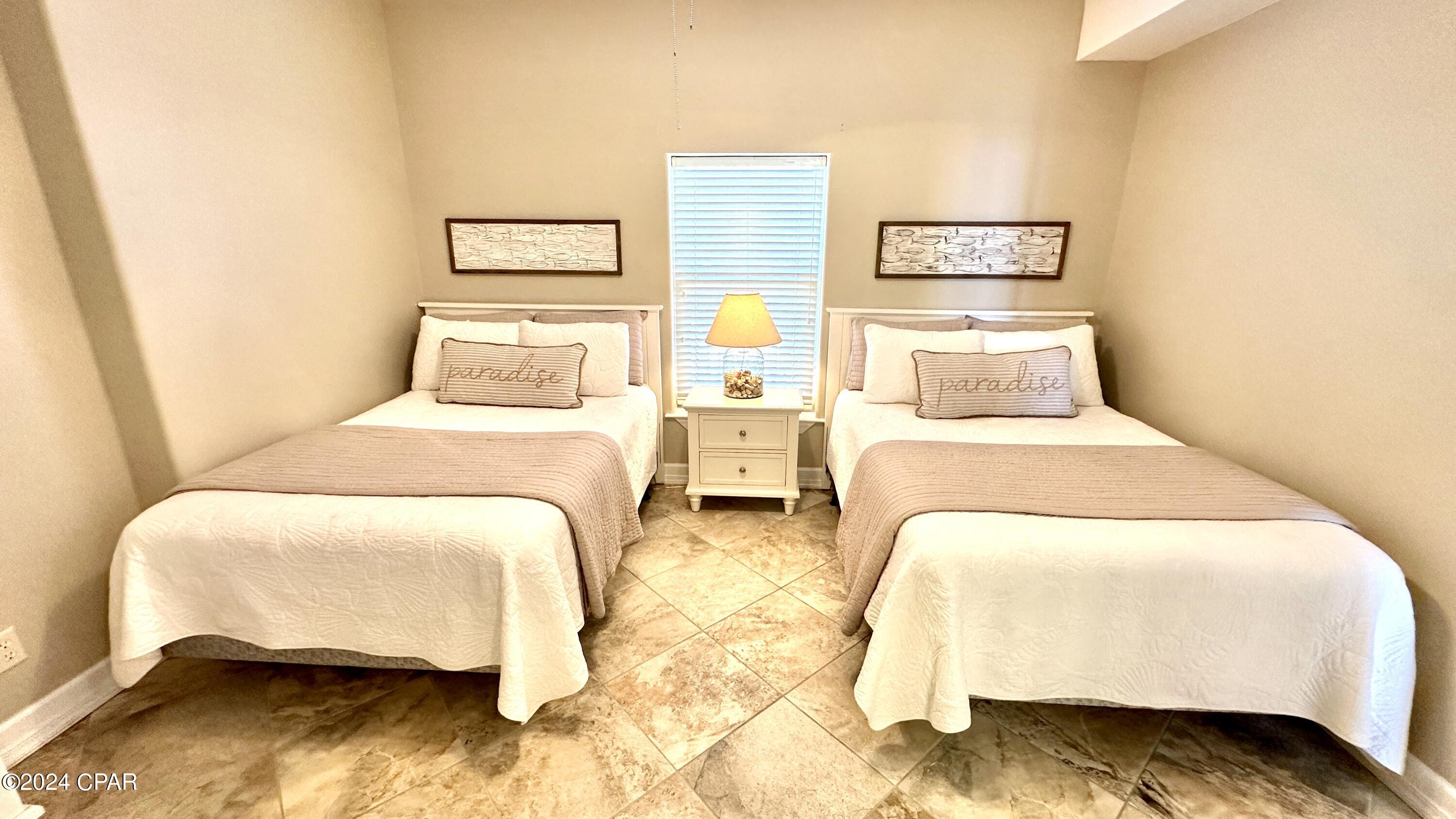 Tropic Winds - Residential