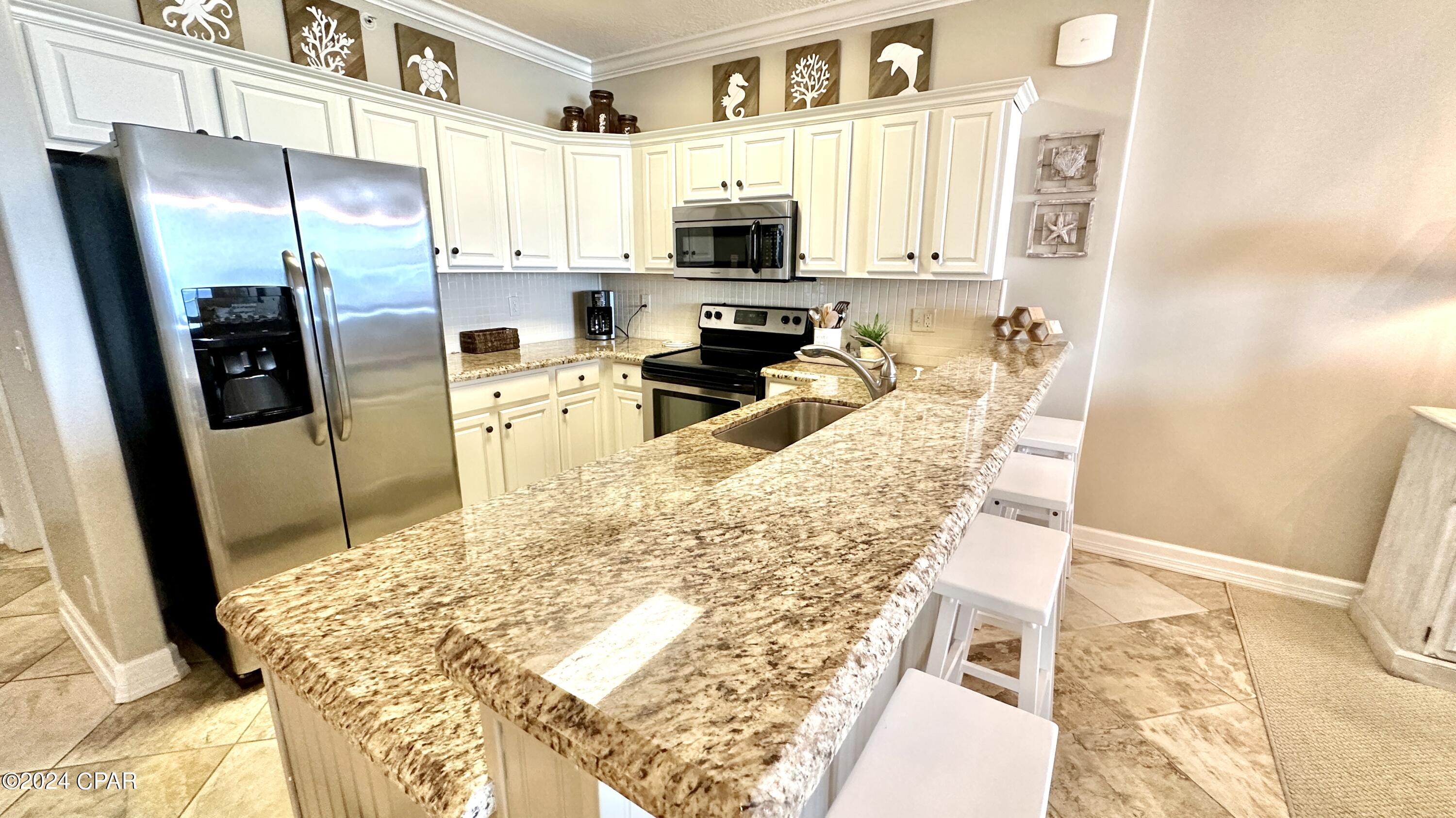 Tropic Winds - Residential