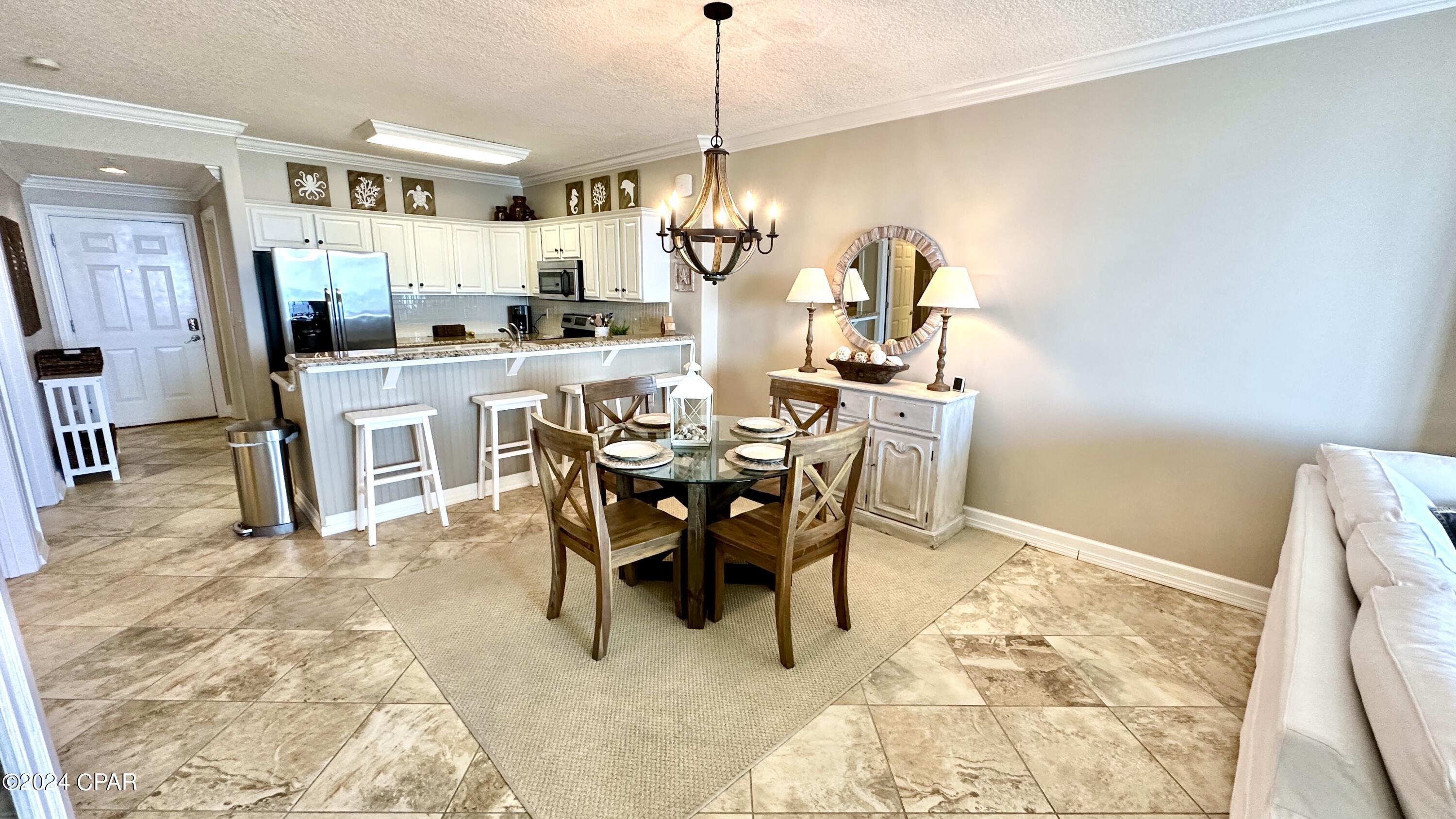 Tropic Winds - Residential