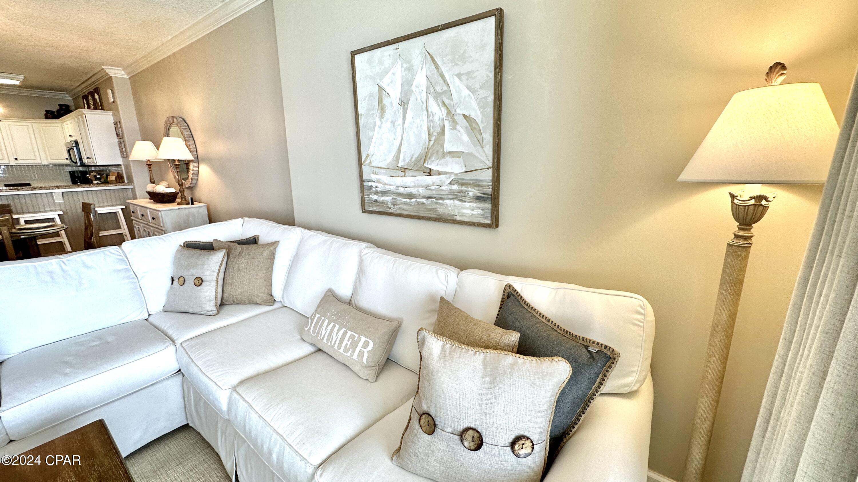 Tropic Winds - Residential