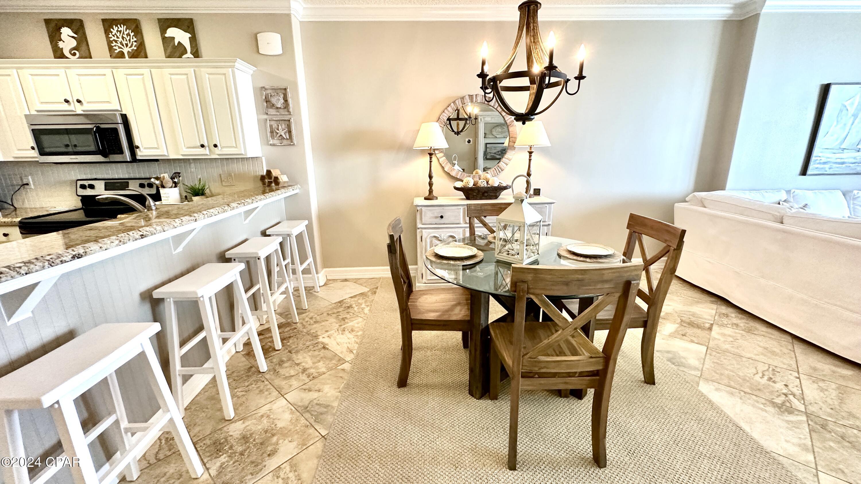 Tropic Winds - Residential