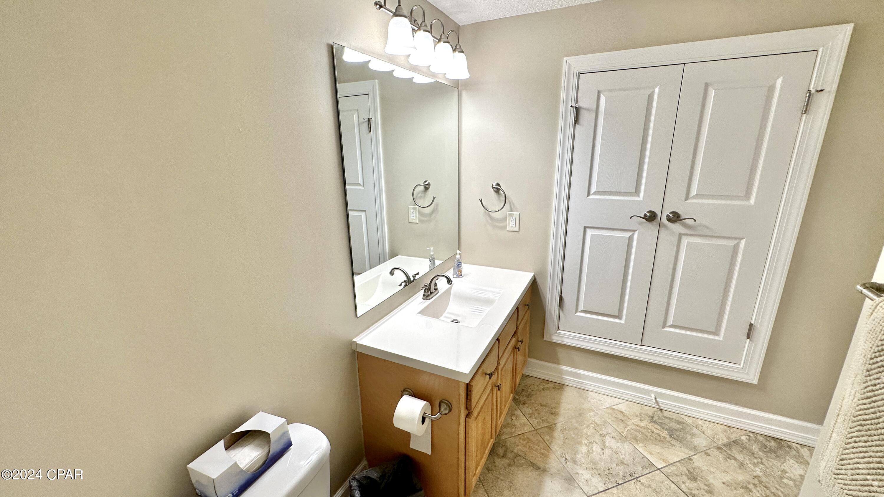 Tropic Winds - Residential