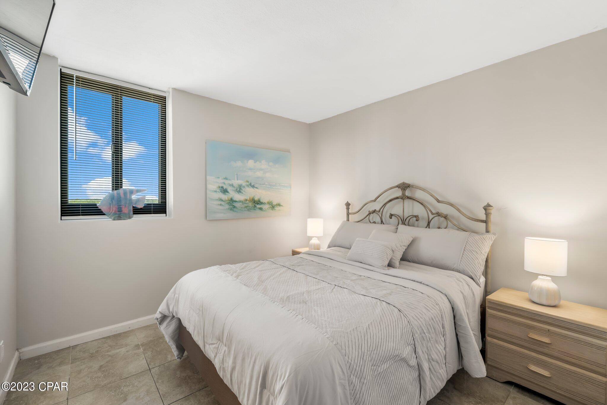 Sunbird Condo - Residential