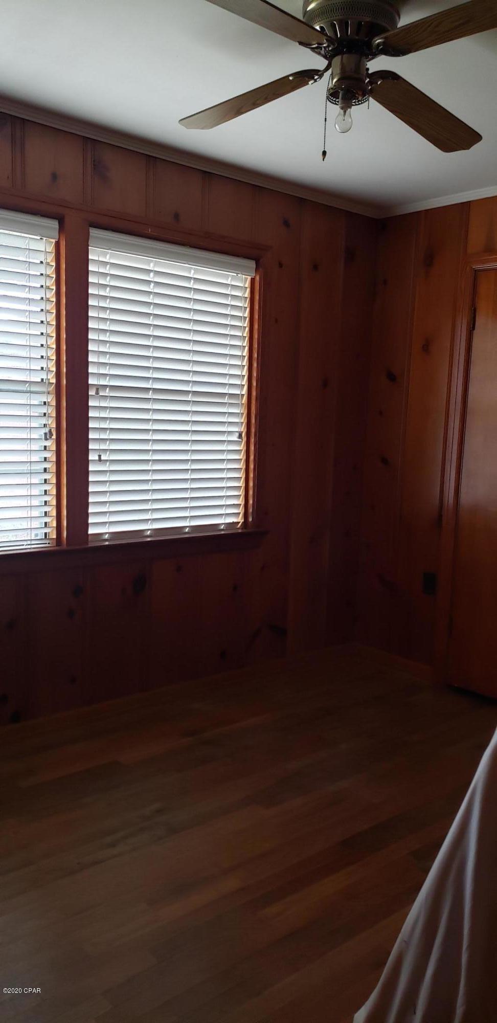 Pretty Bayou Hts 1st - Residential