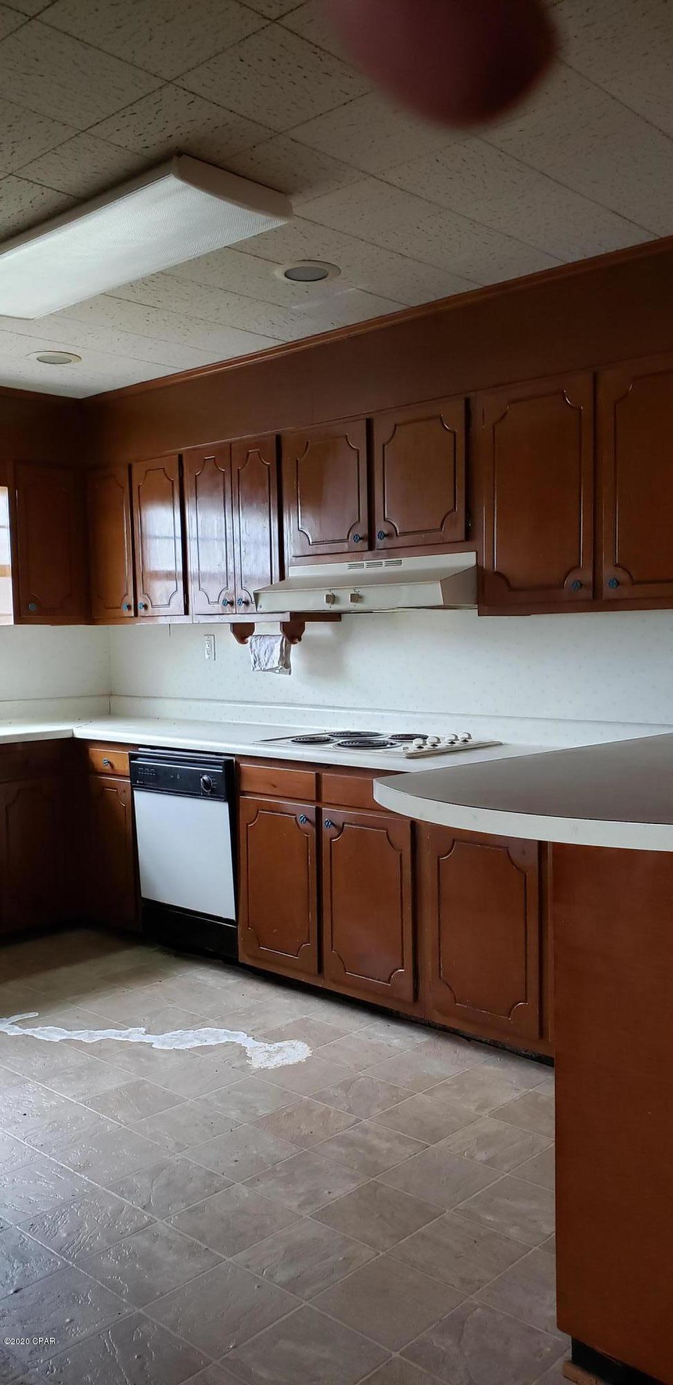 Pretty Bayou Hts 1st - Residential