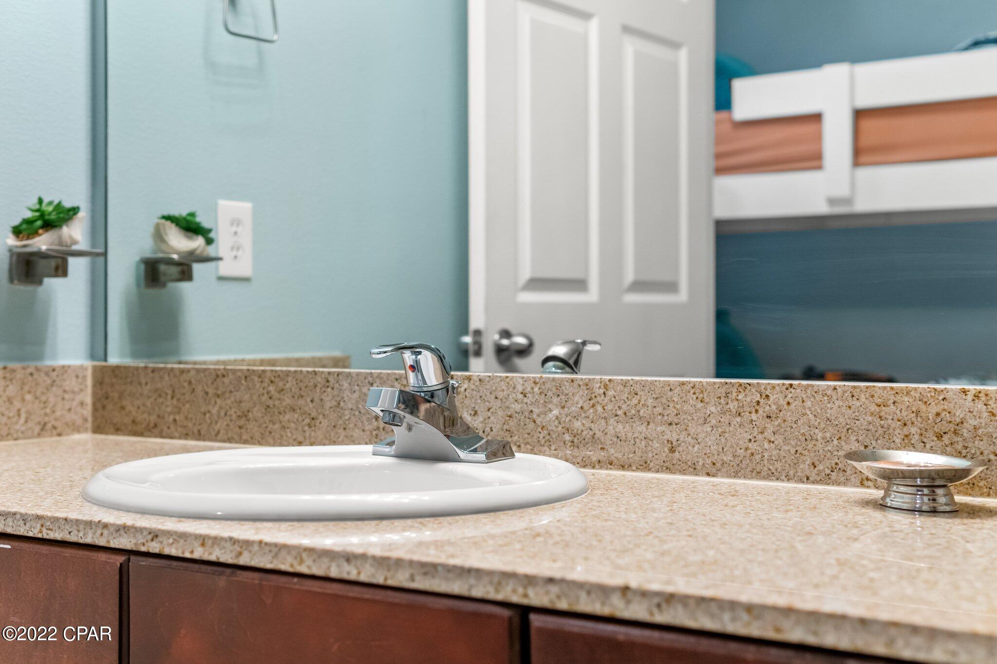 Laketown Wharf - Residential