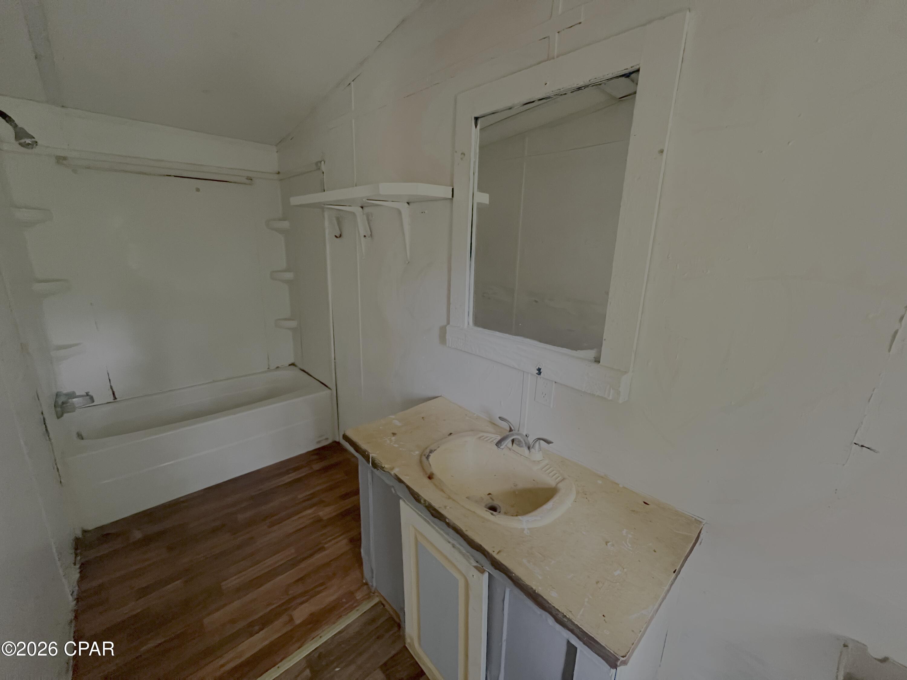 [No Recorded Subdiv] - Residential