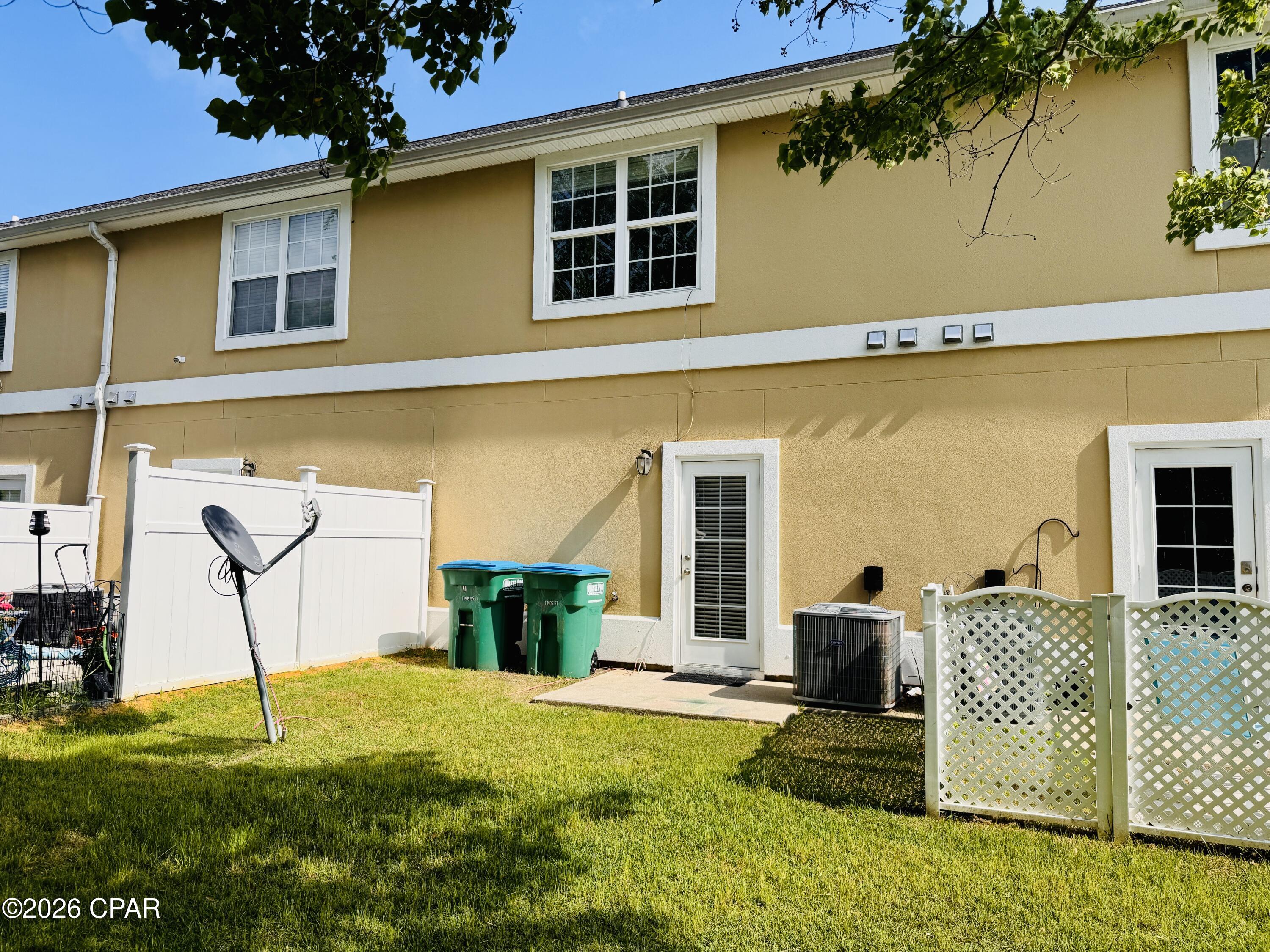 [No Recorded Subdiv] - Residential Lease