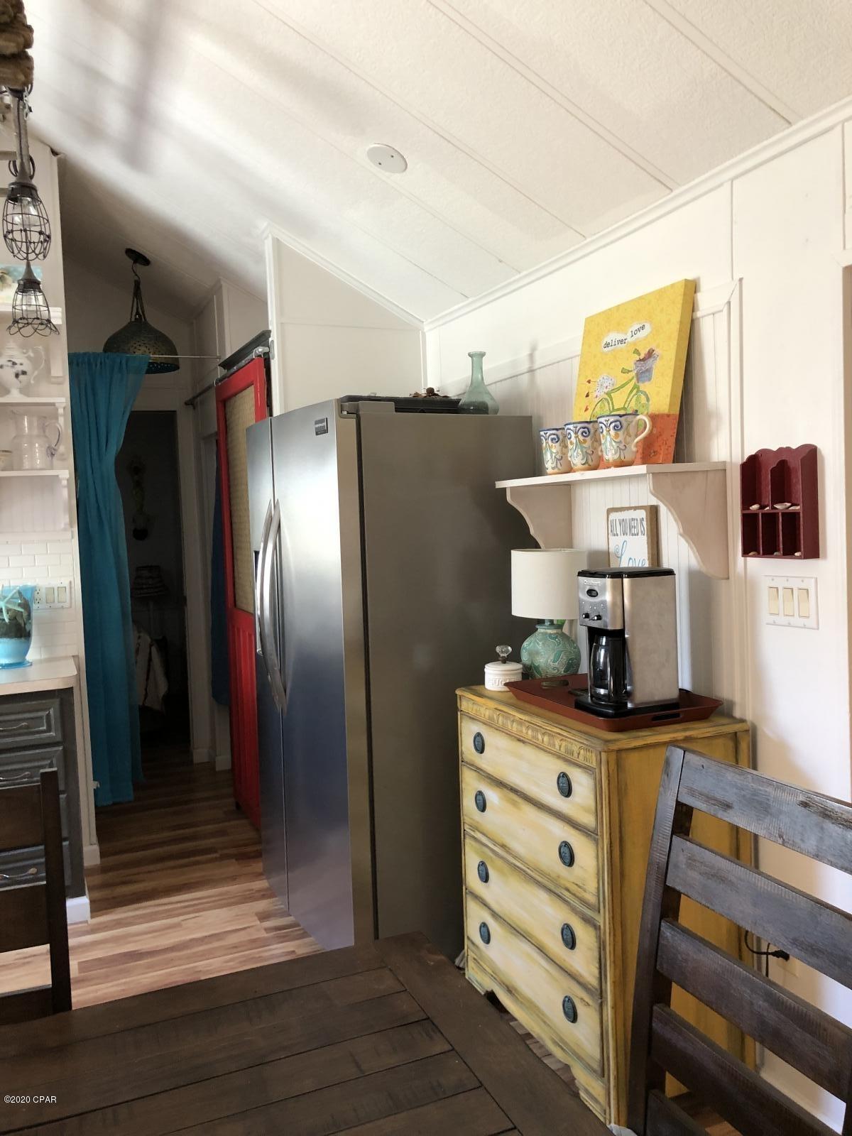 Emerald Pointe Resort - Residential Lease