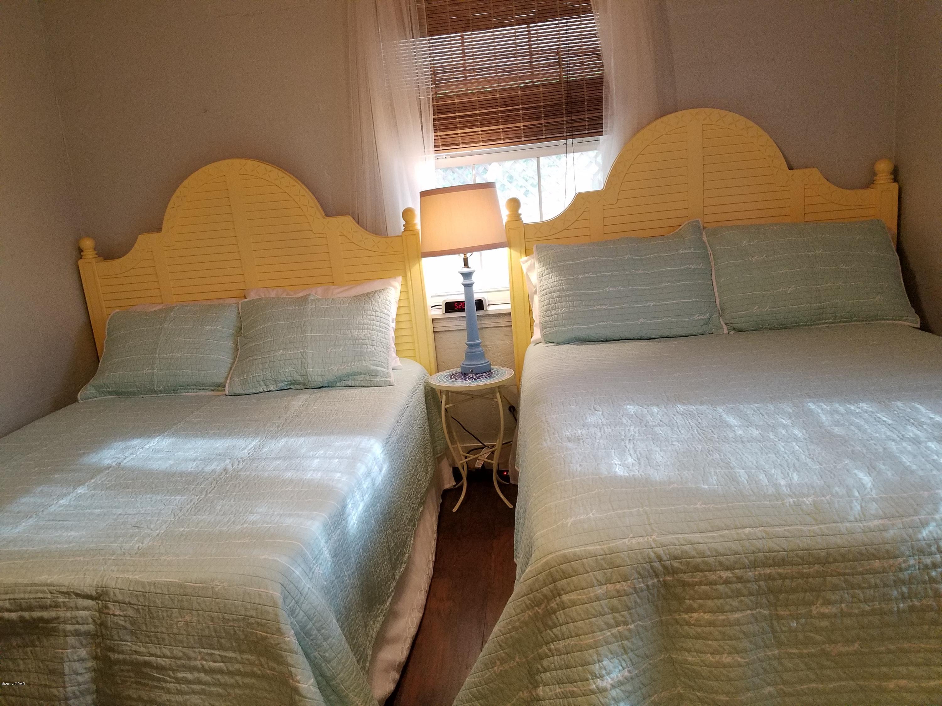 El Centro Villas Ph 1 - Residential Lease