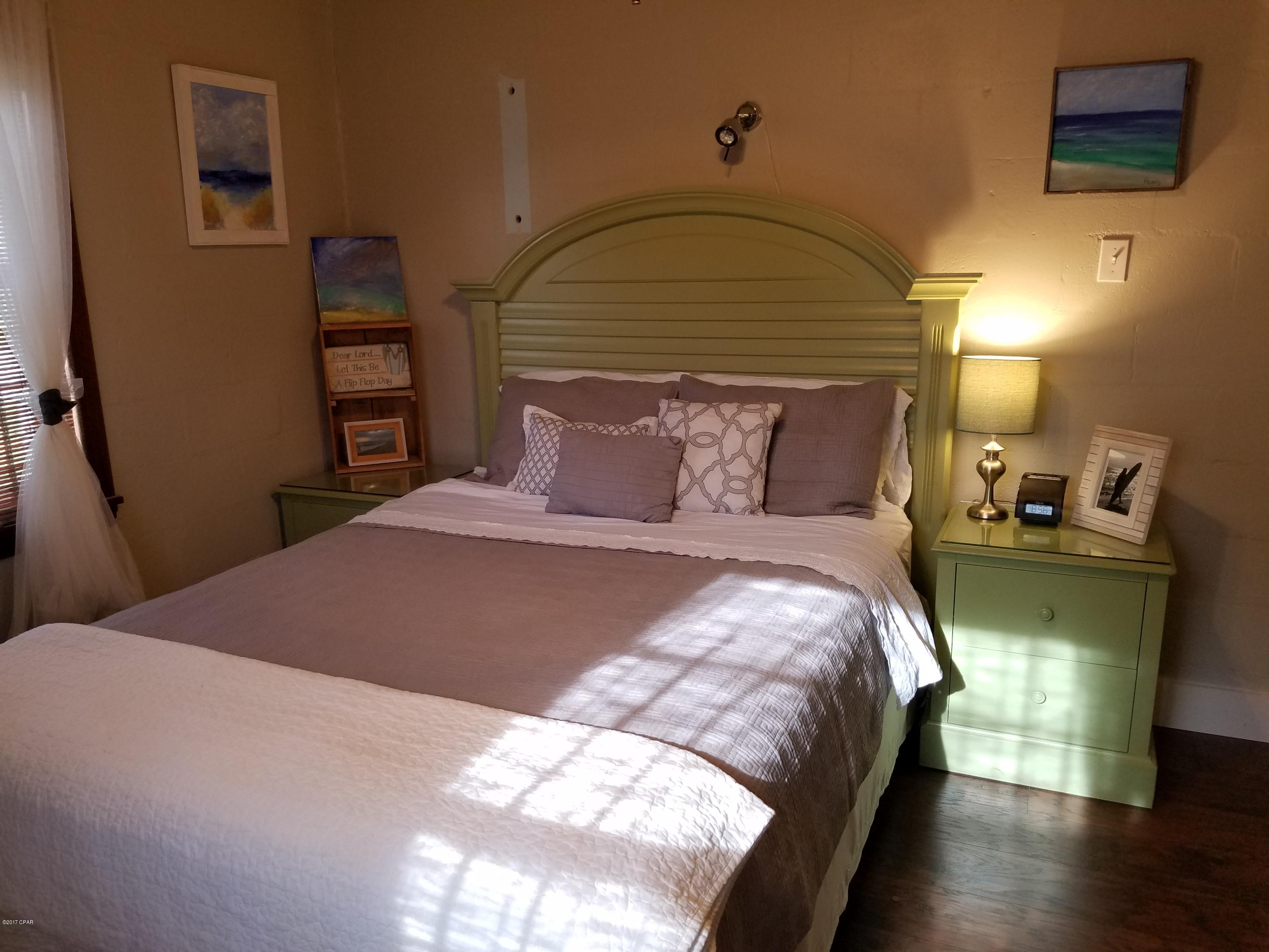 El Centro Villas Ph 1 - Residential Lease