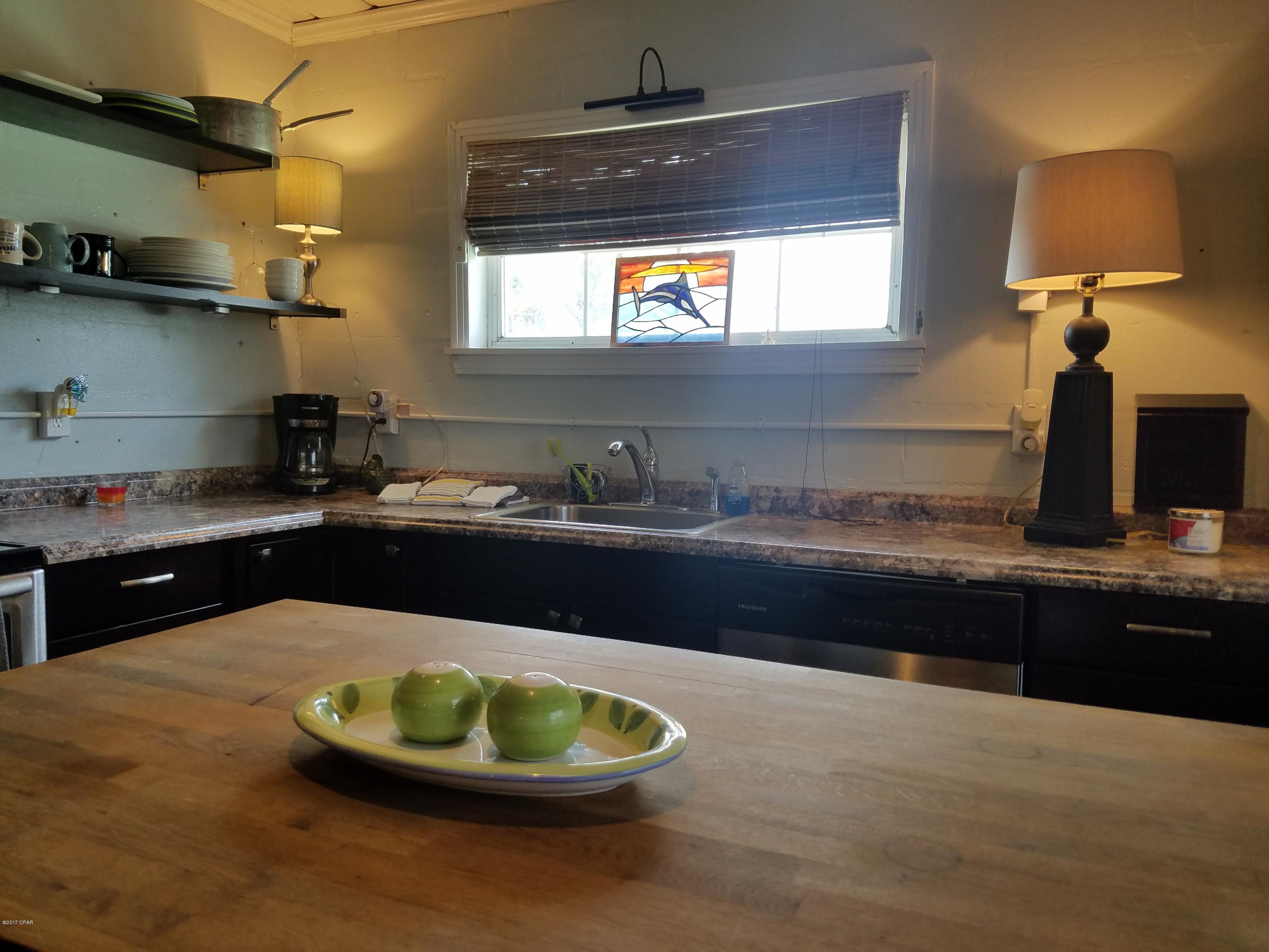 El Centro Villas Ph 1 - Residential Lease