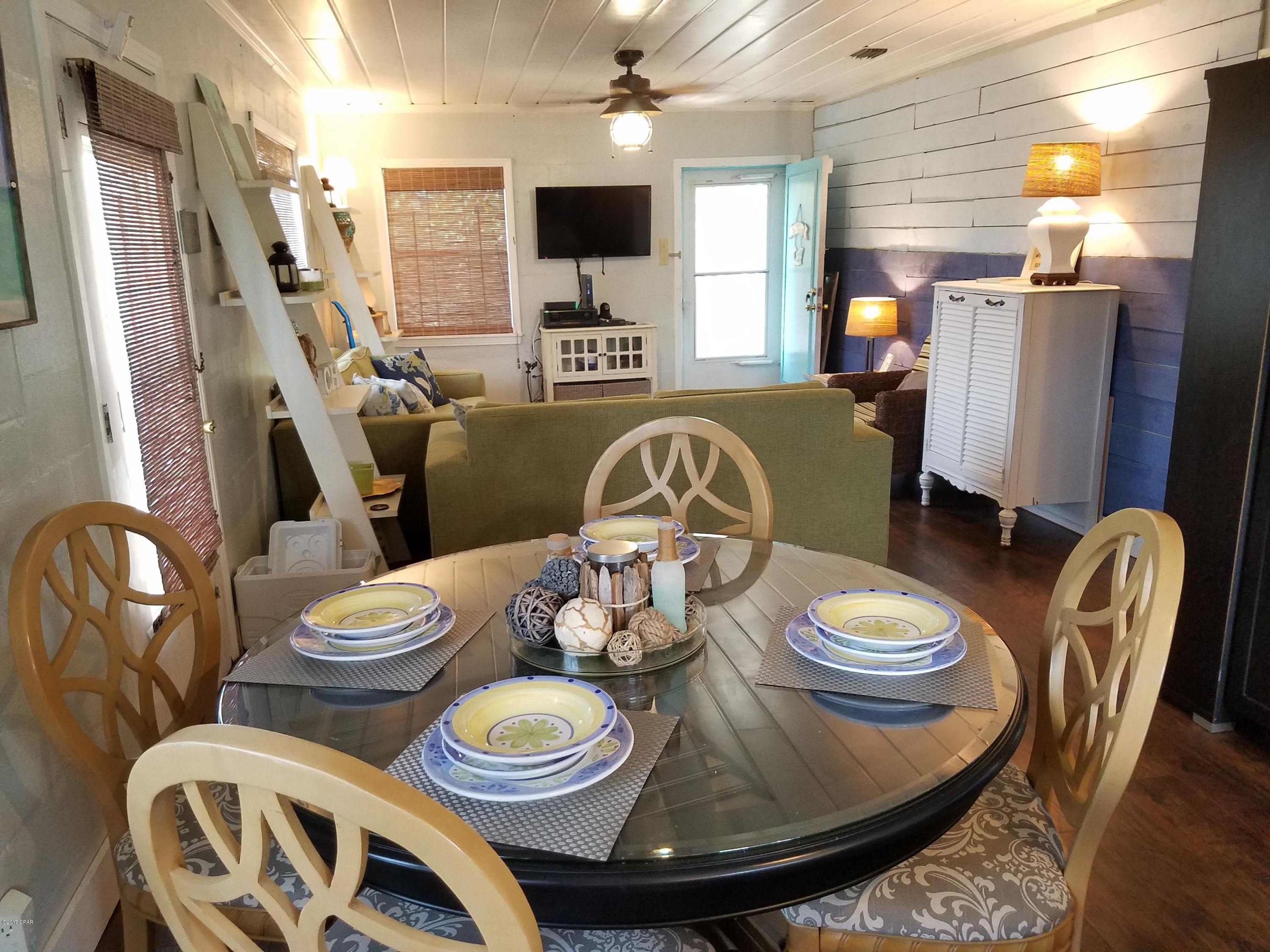 El Centro Villas Ph 1 - Residential Lease