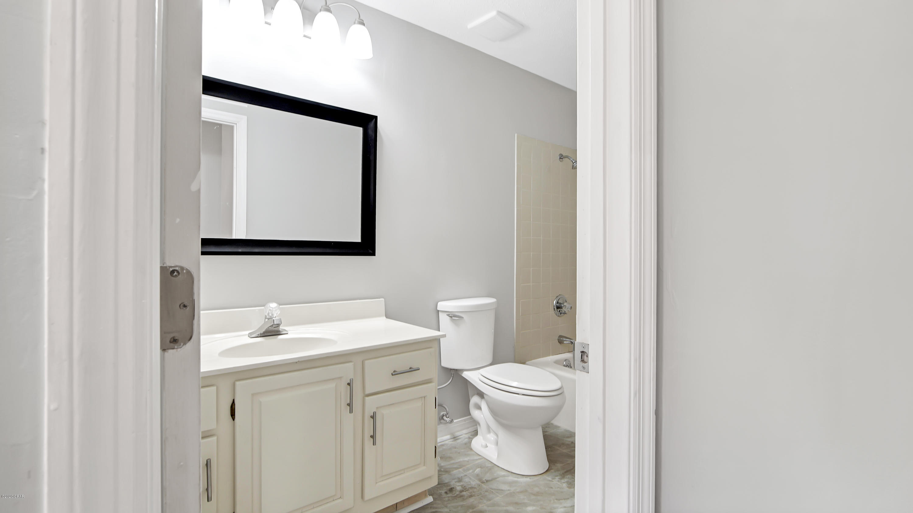 Forest Park East U-2 - Residential