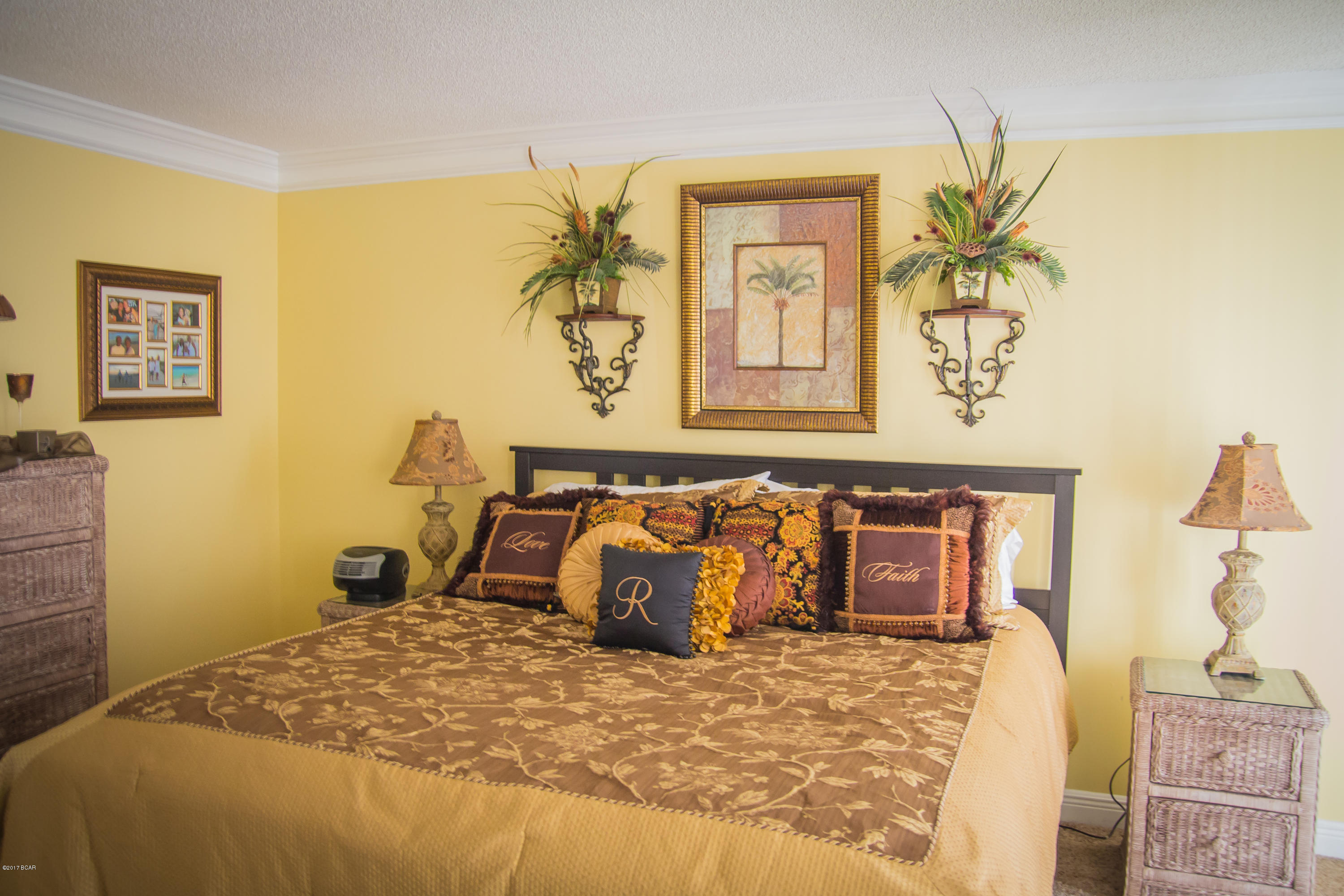 Pelican Walk - Residential