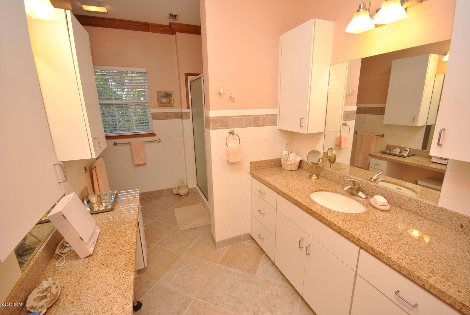 Lake Shore Estates - Residential