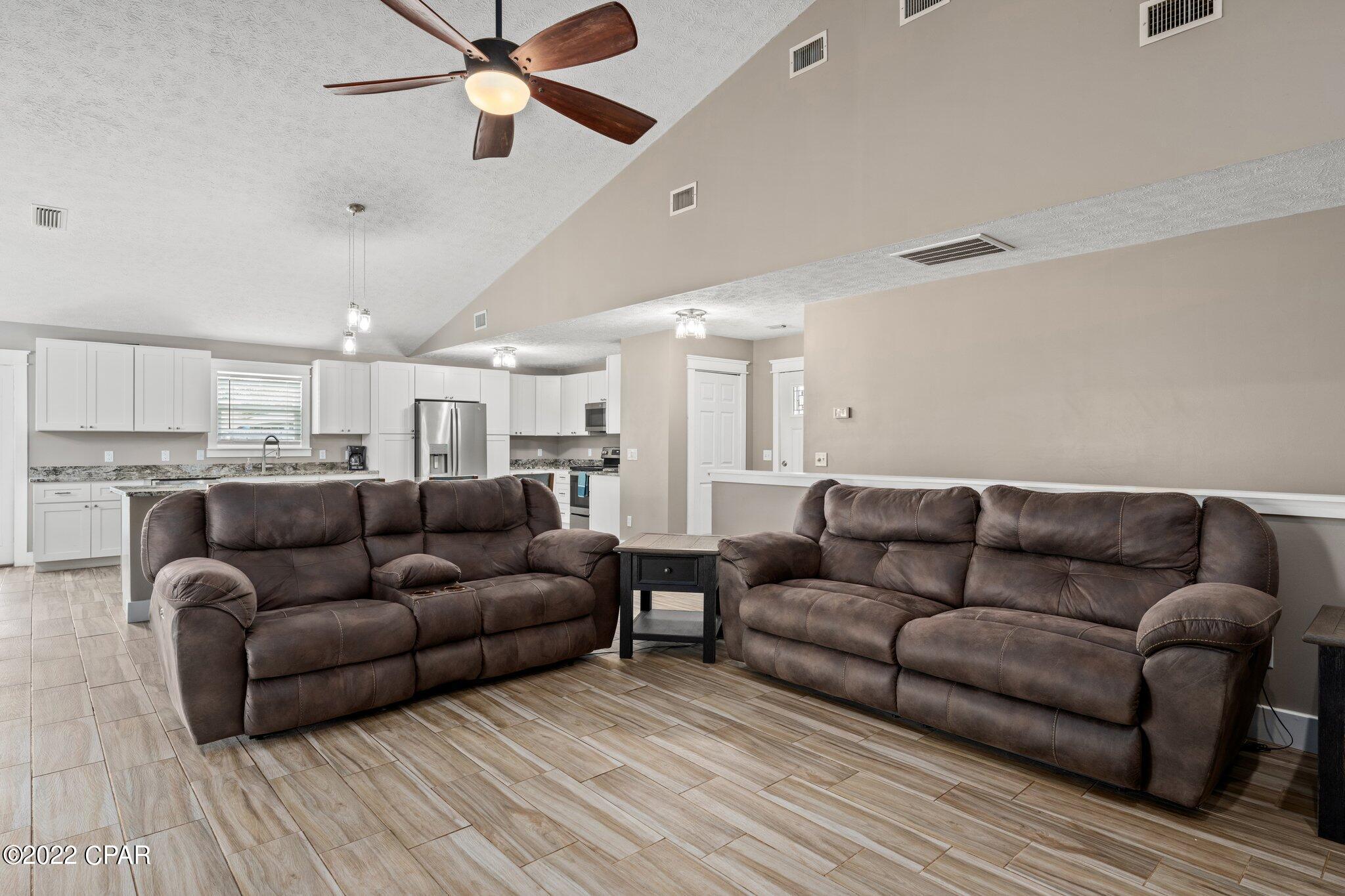 Grand Lagoon Shores 1 - Residential