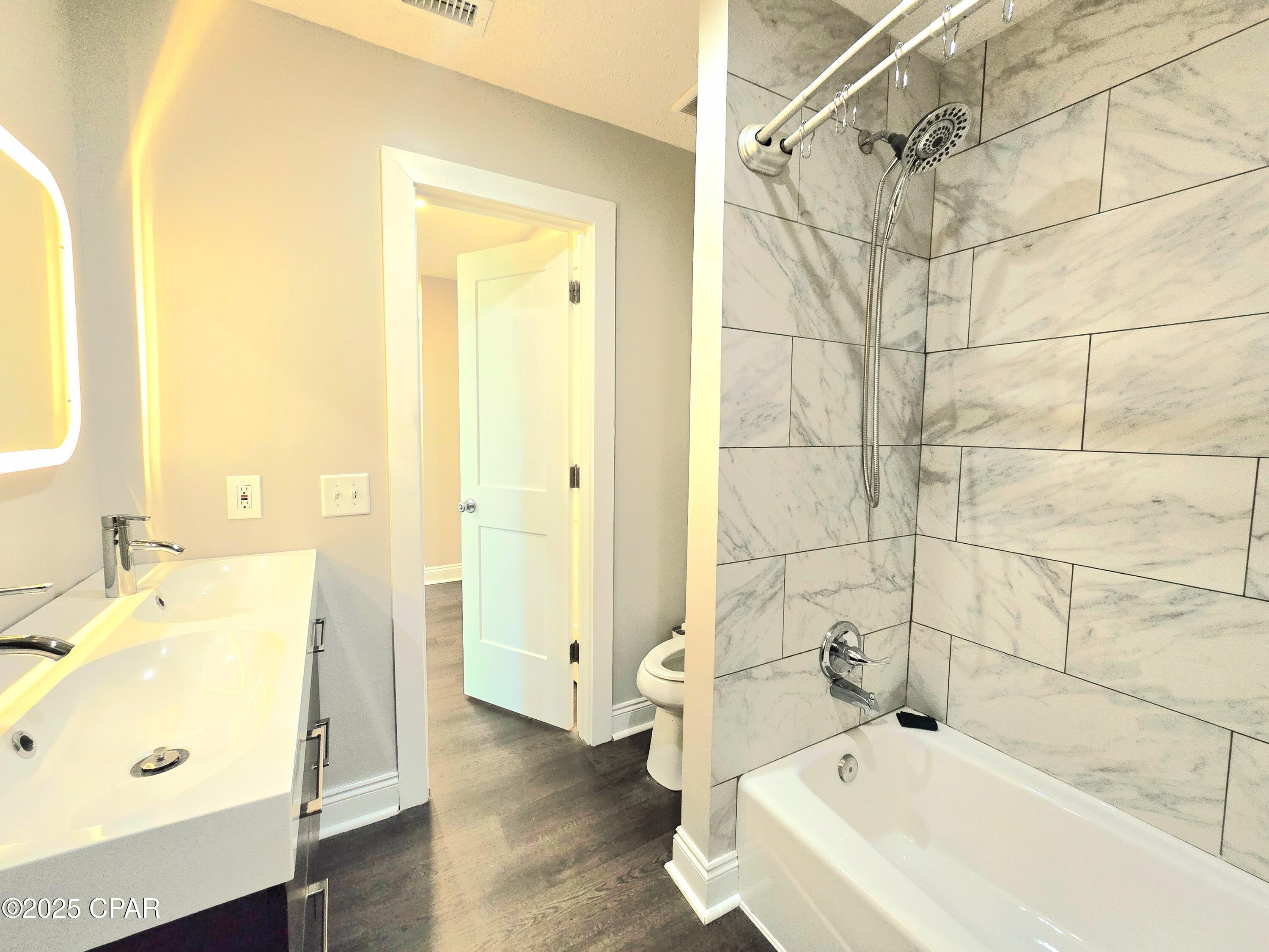 [No Recorded Subdiv] - Residential Lease