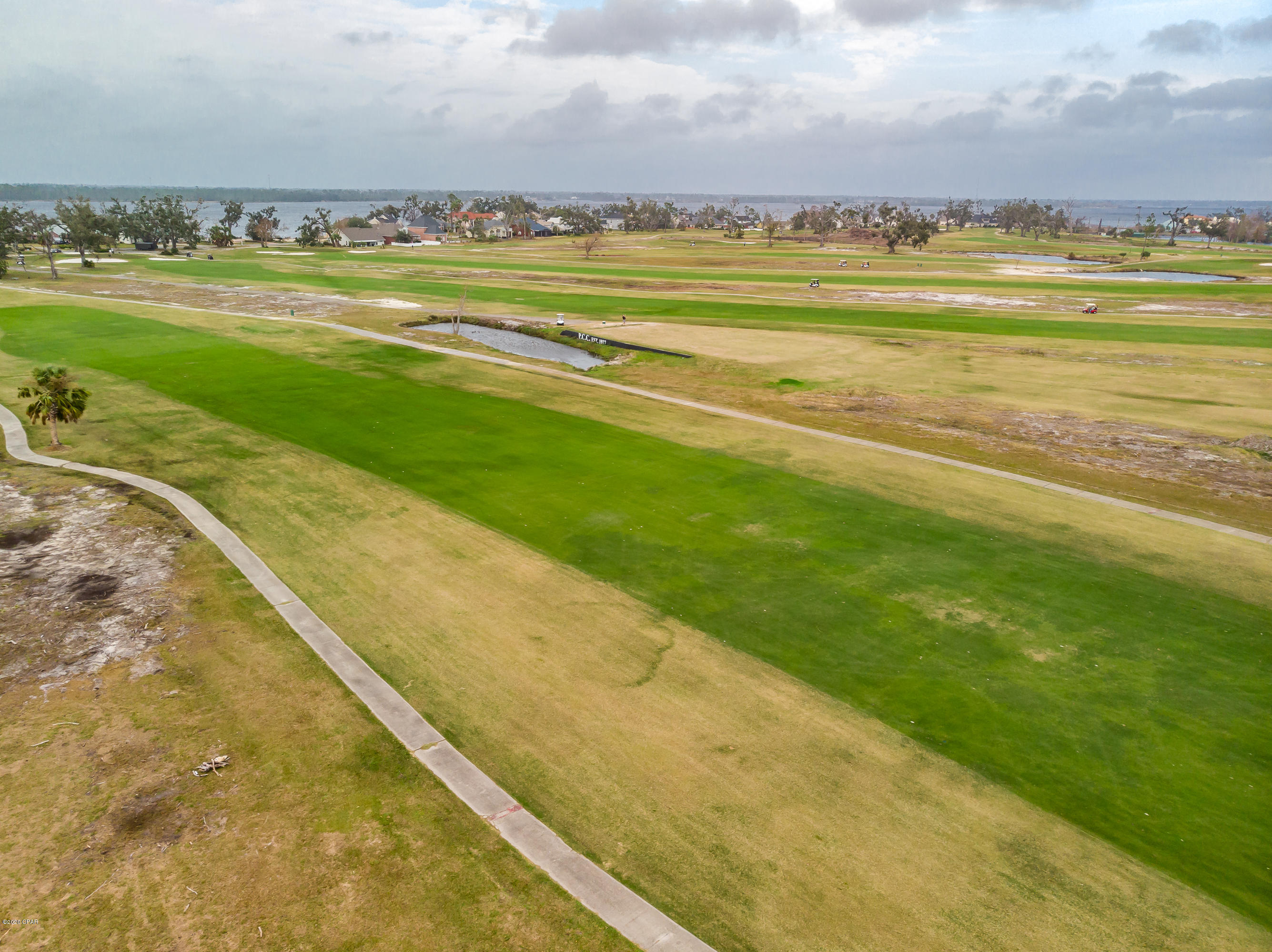 Country Club Harbour Estates - Residential Lease