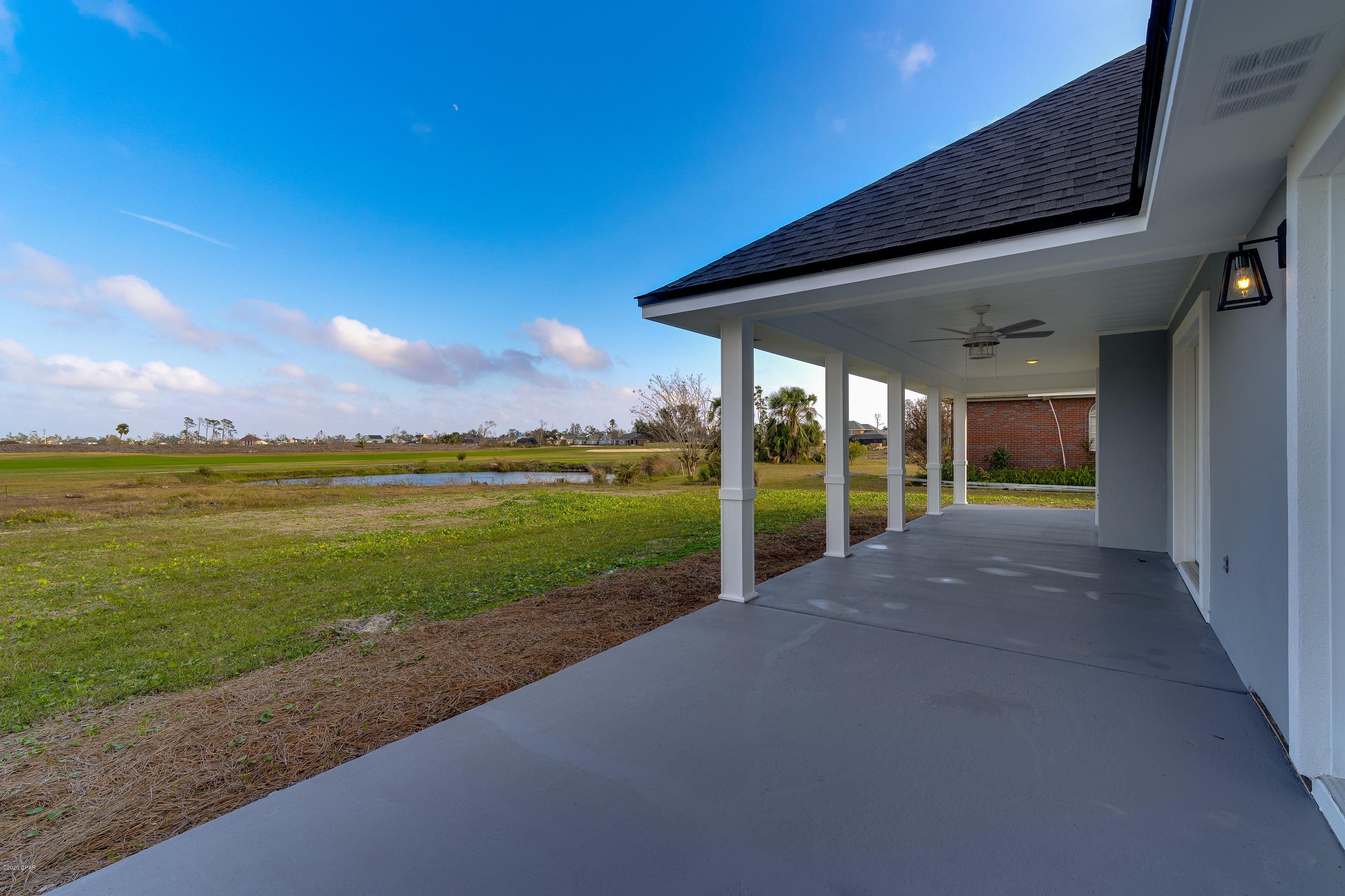 Country Club Harbour Estates - Residential Lease