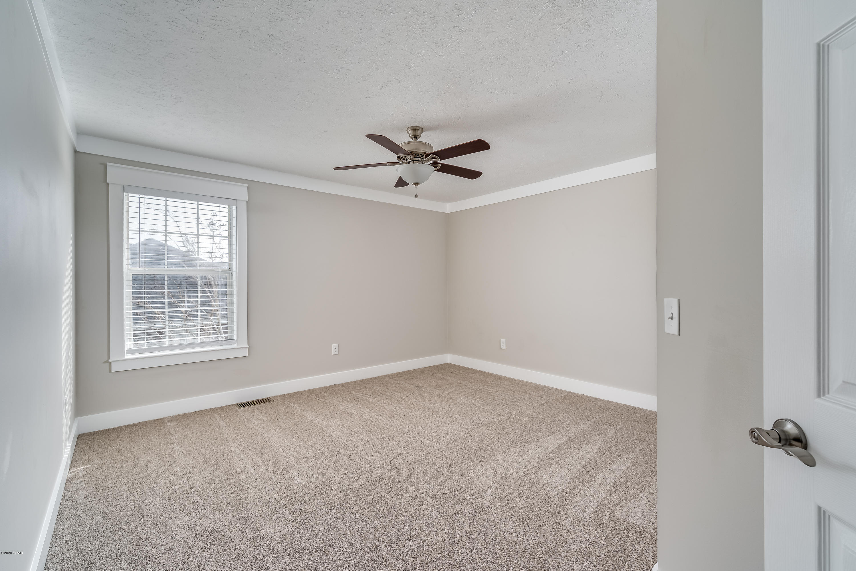 Country Club Harbour Estates - Residential Lease