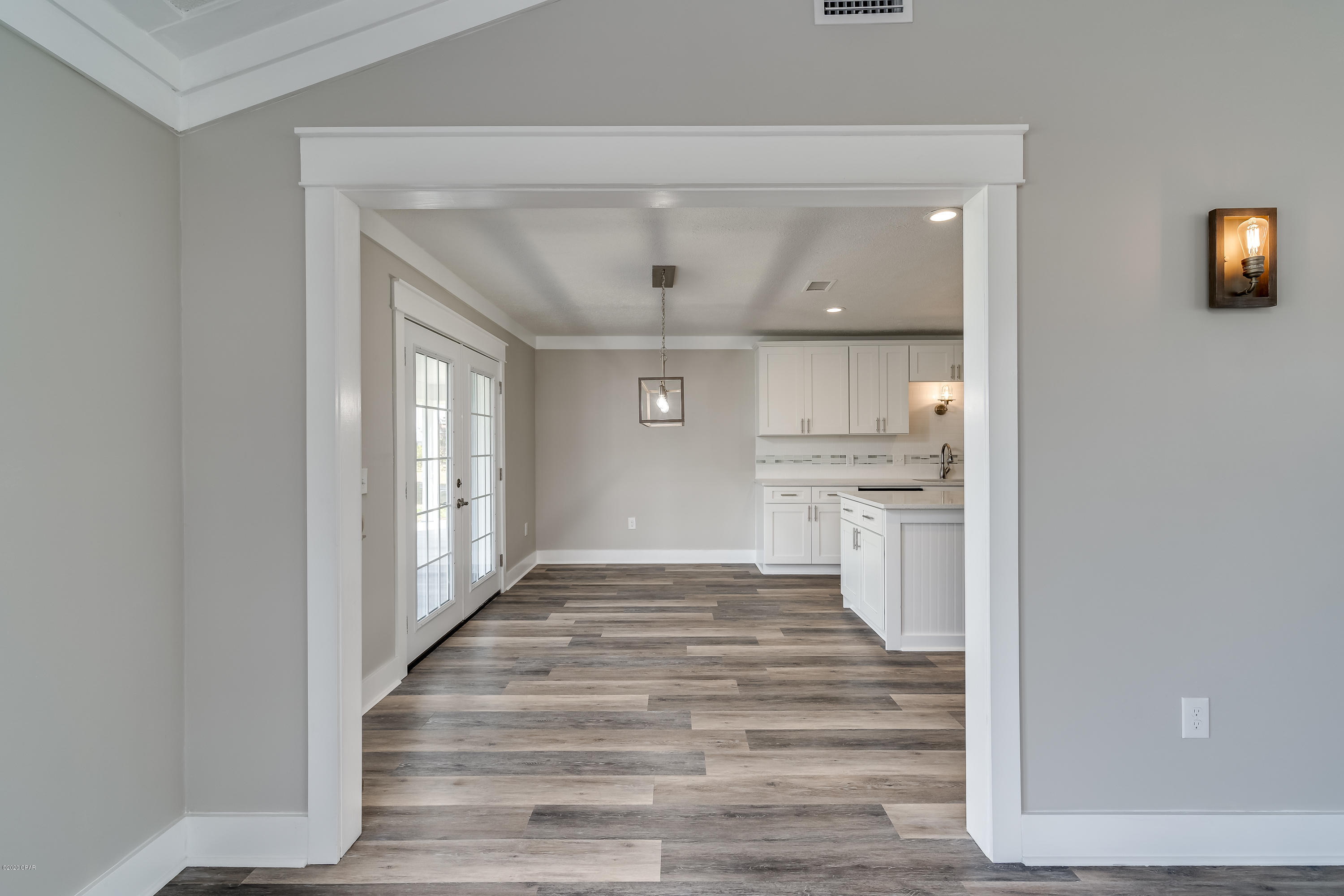 Country Club Harbour Estates - Residential Lease