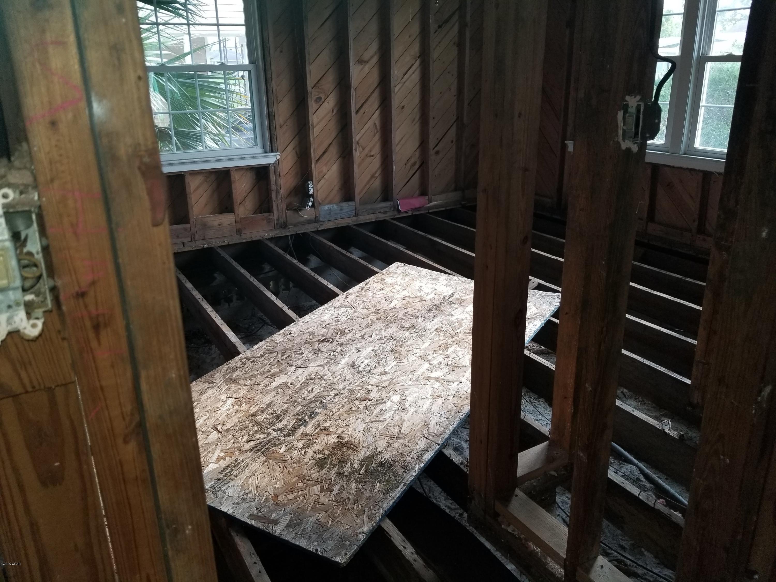 Cove Terrace 3rd Add - Residential